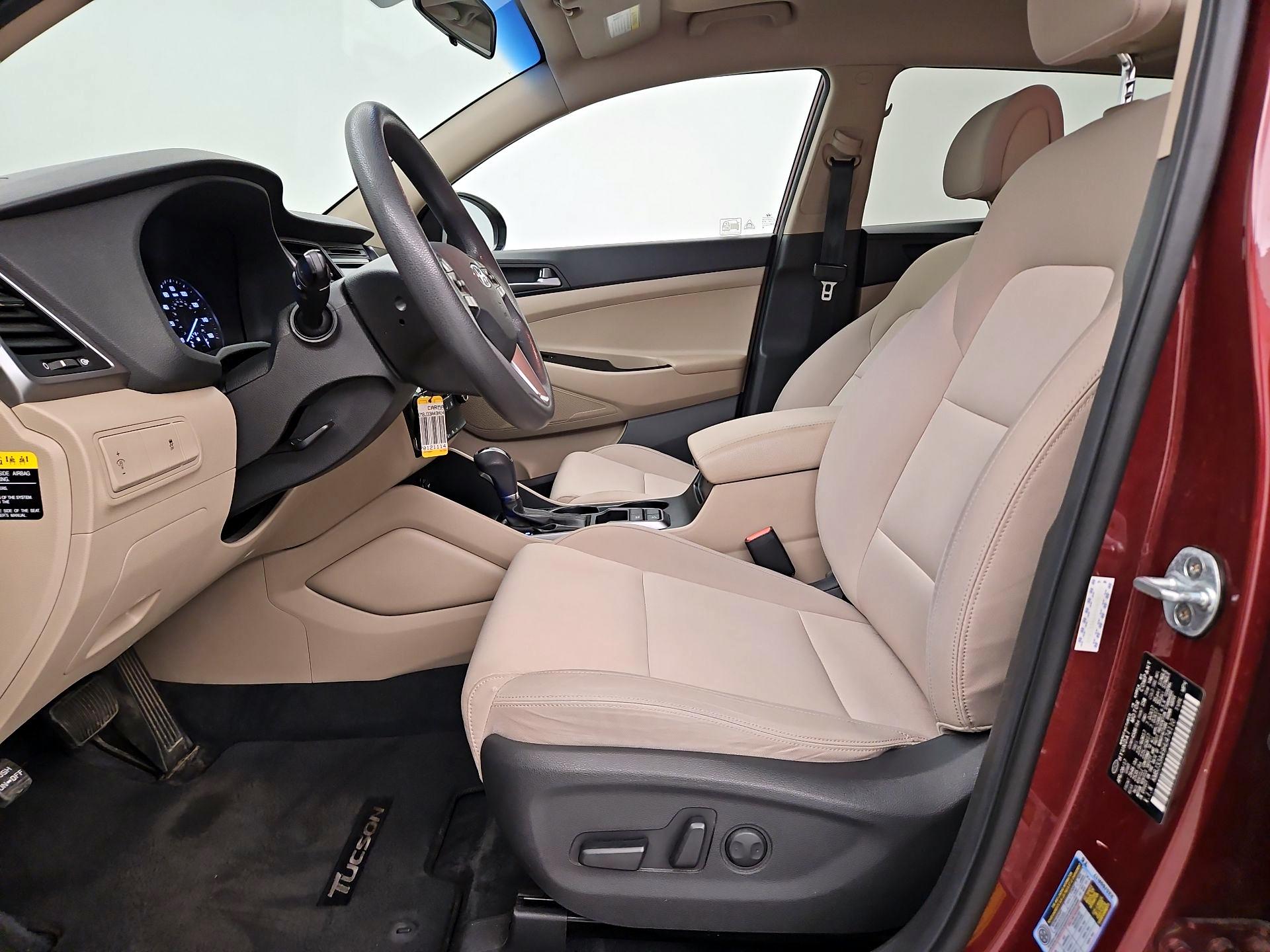 Thumbnail: 2017 Hyundai Tucson - 11