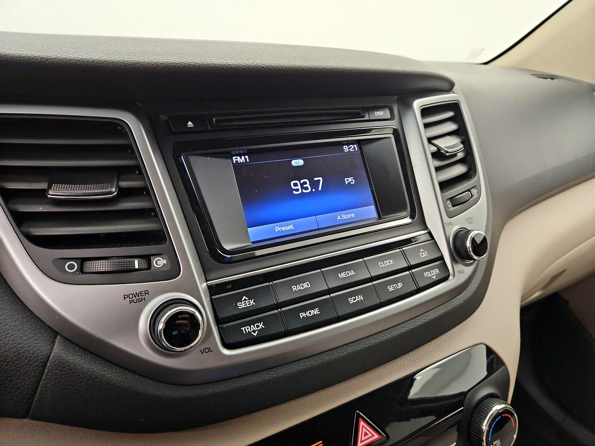 Thumbnail: 2017 Hyundai Tucson - 15
