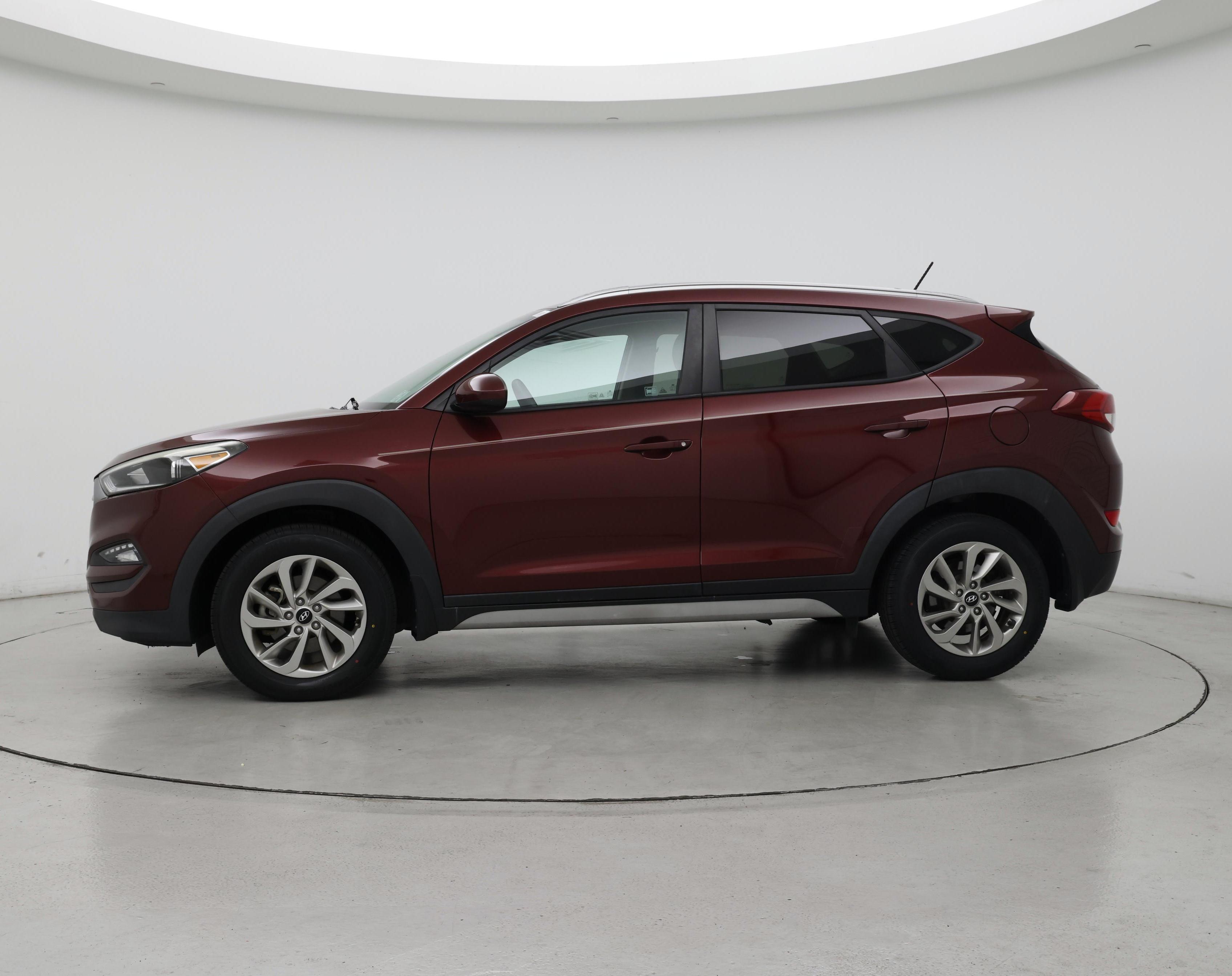 Thumbnail: 2017 Hyundai Tucson - 3