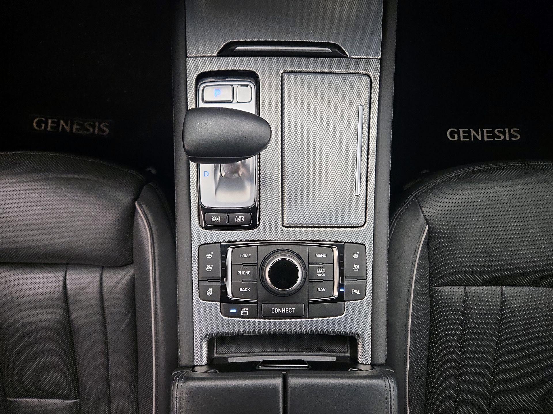 Thumbnail: 2019 Genesis G80 - 16