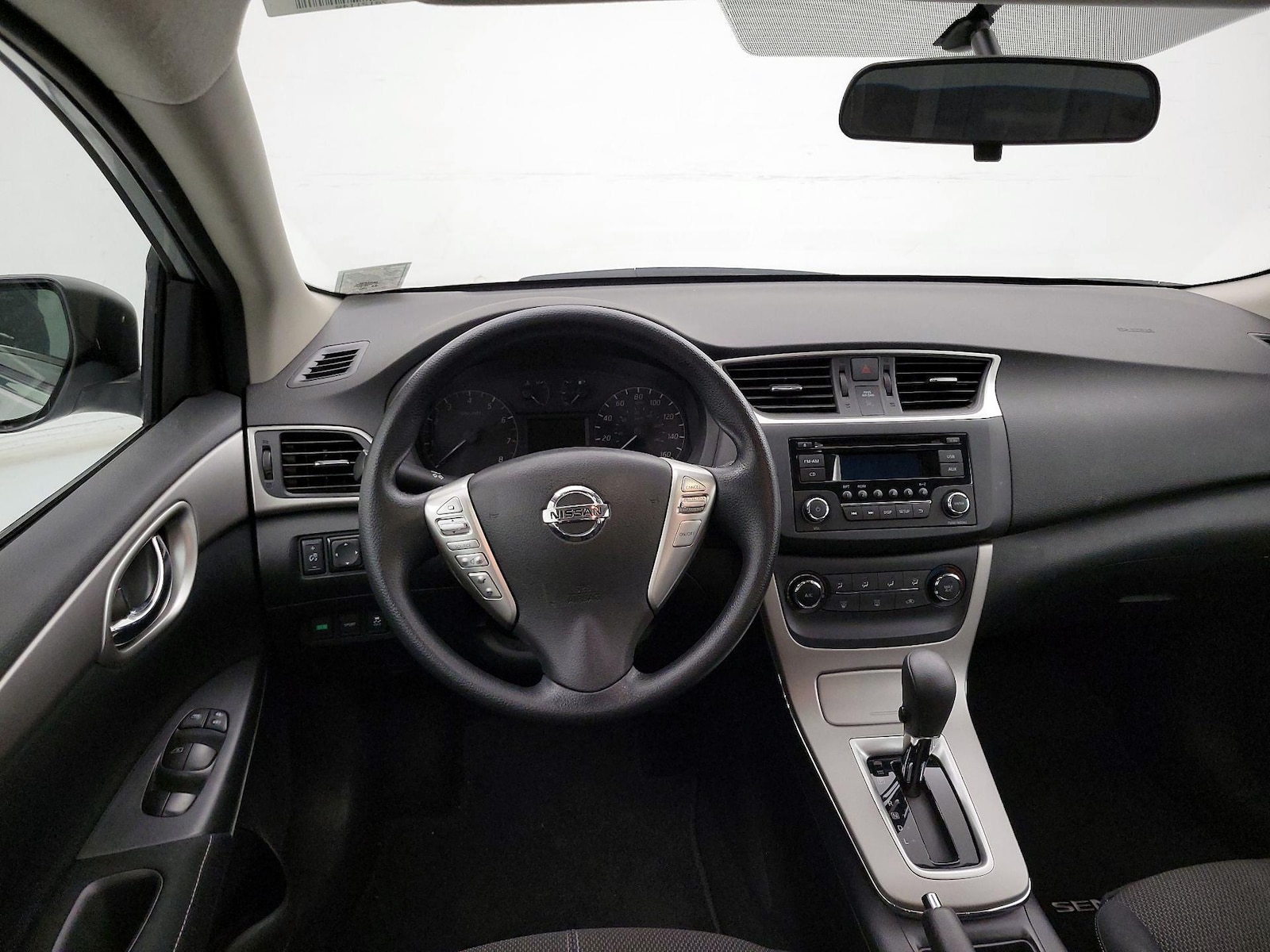 2015 Nissan Sentra S - Photo 11