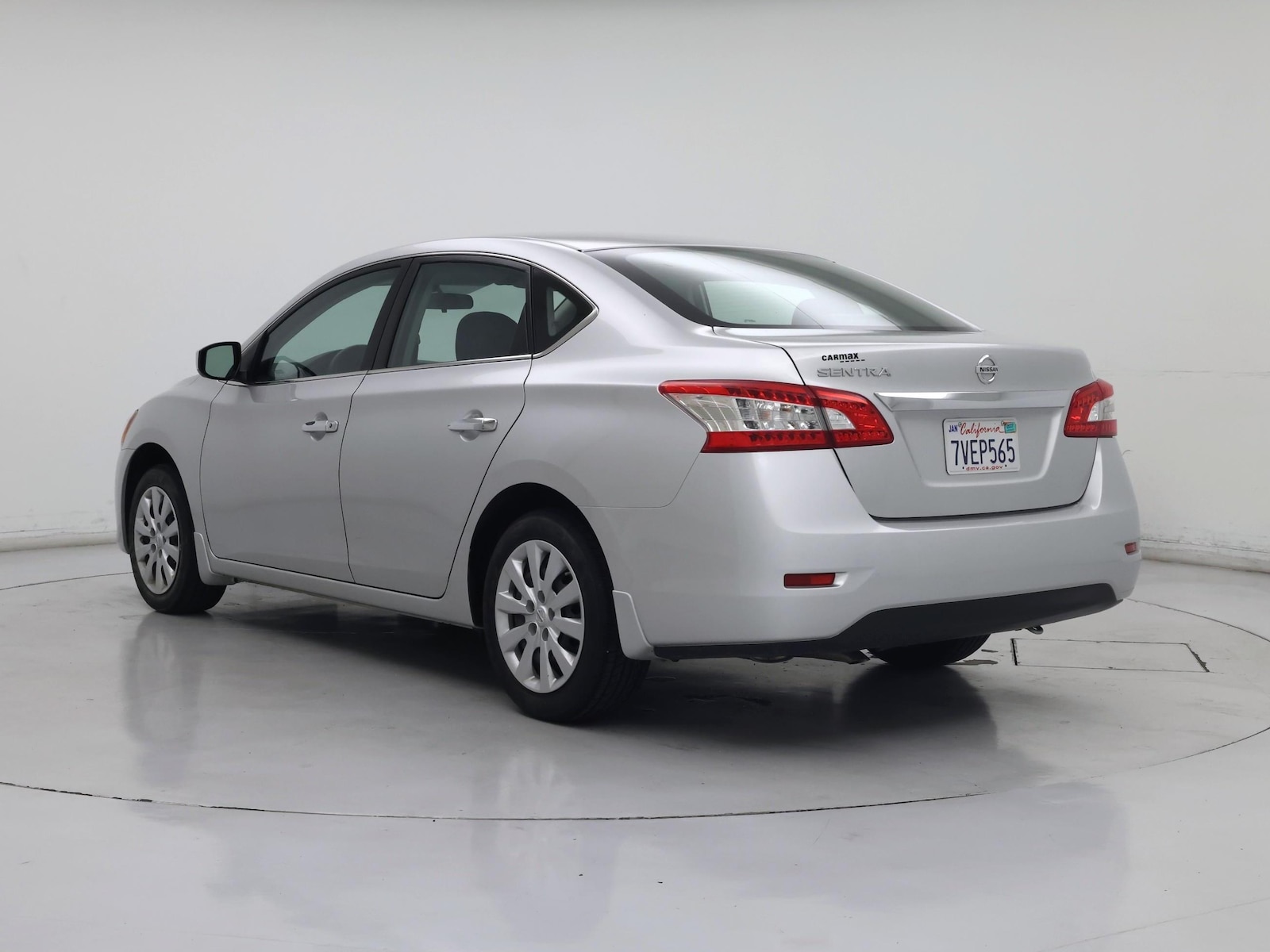 2015 Nissan Sentra S - Photo 3