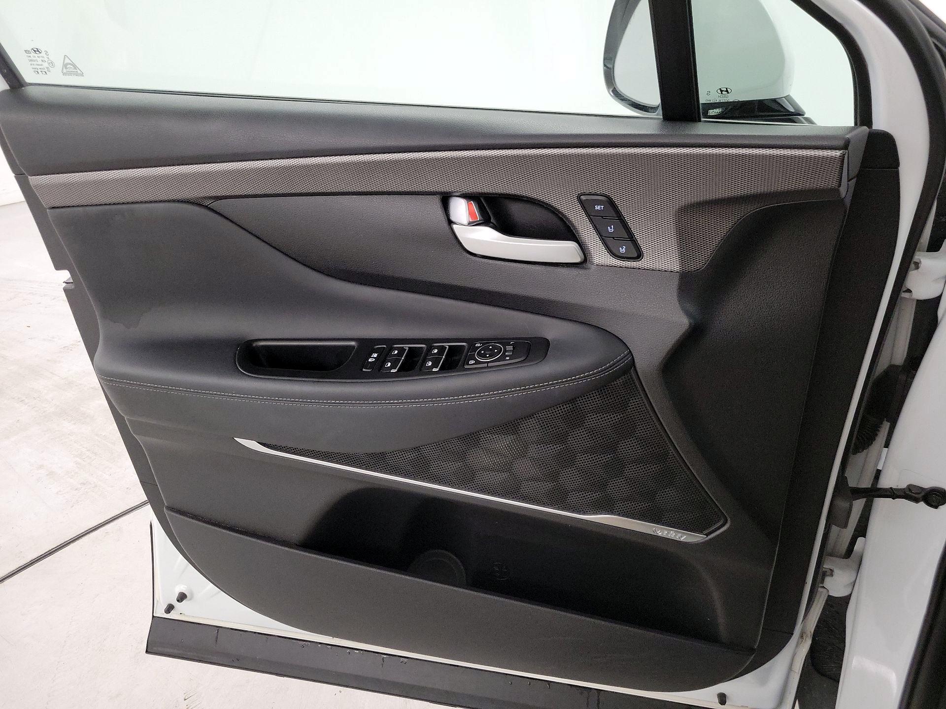 Thumbnail: 2019 Hyundai Santa Fe - 12
