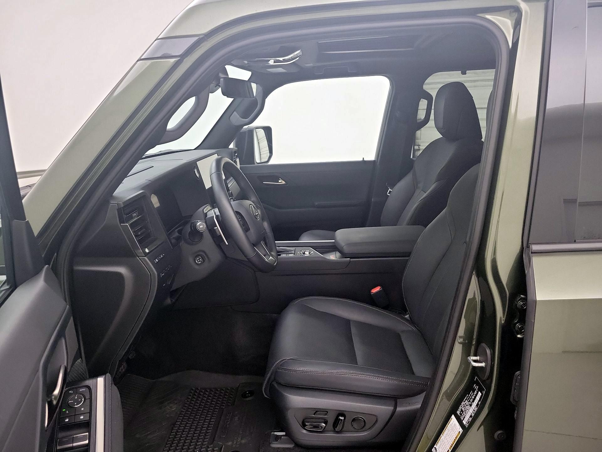 Thumbnail: 2024 Lexus GX - 11