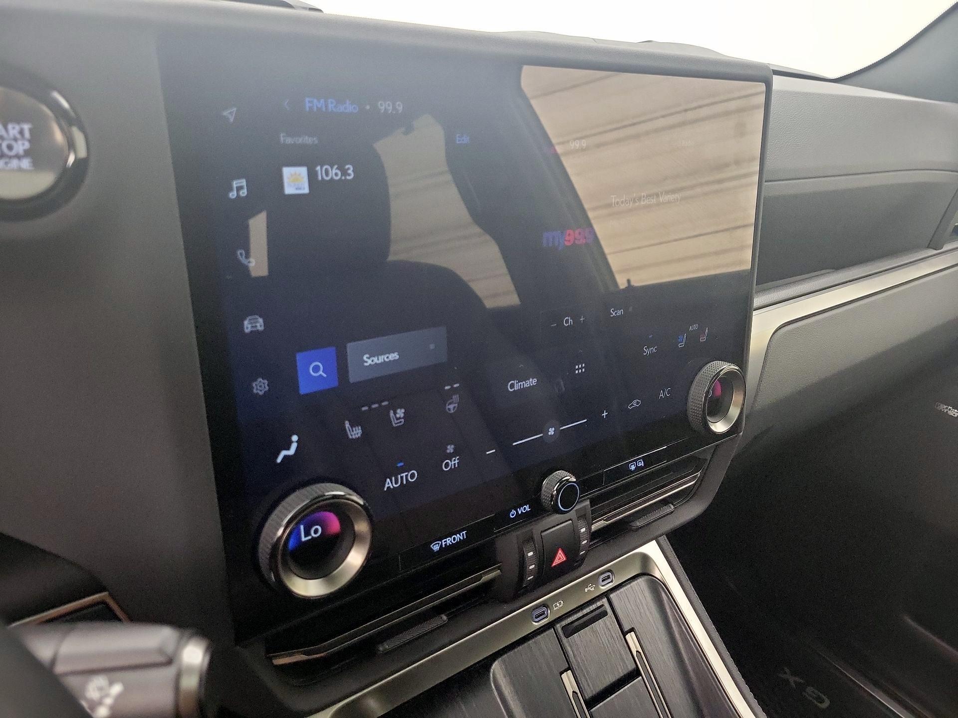 Thumbnail: 2024 Lexus GX - 15