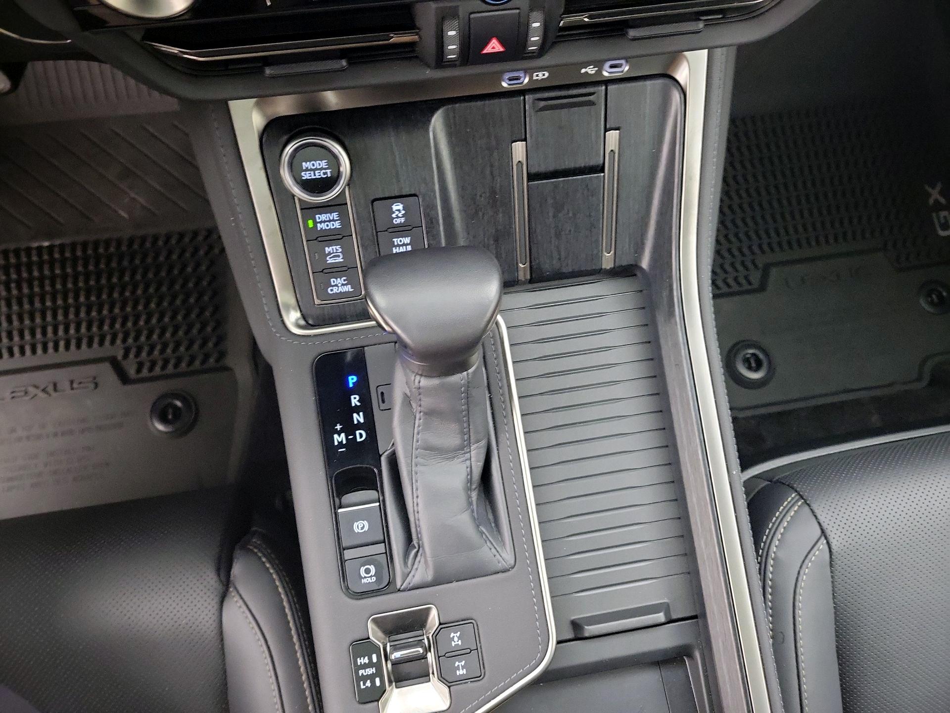 Thumbnail: 2024 Lexus GX - 17