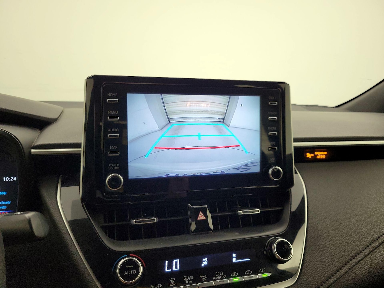 2020 Toyota Corolla SE - Photo 15