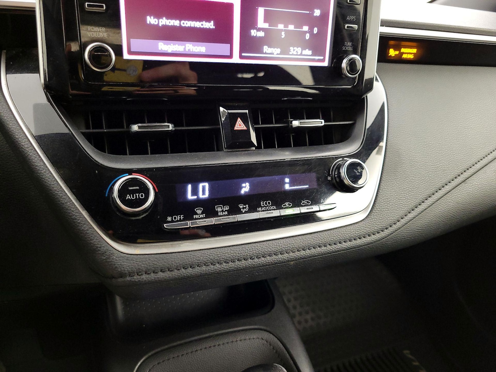 2020 Toyota Corolla SE - Photo 17