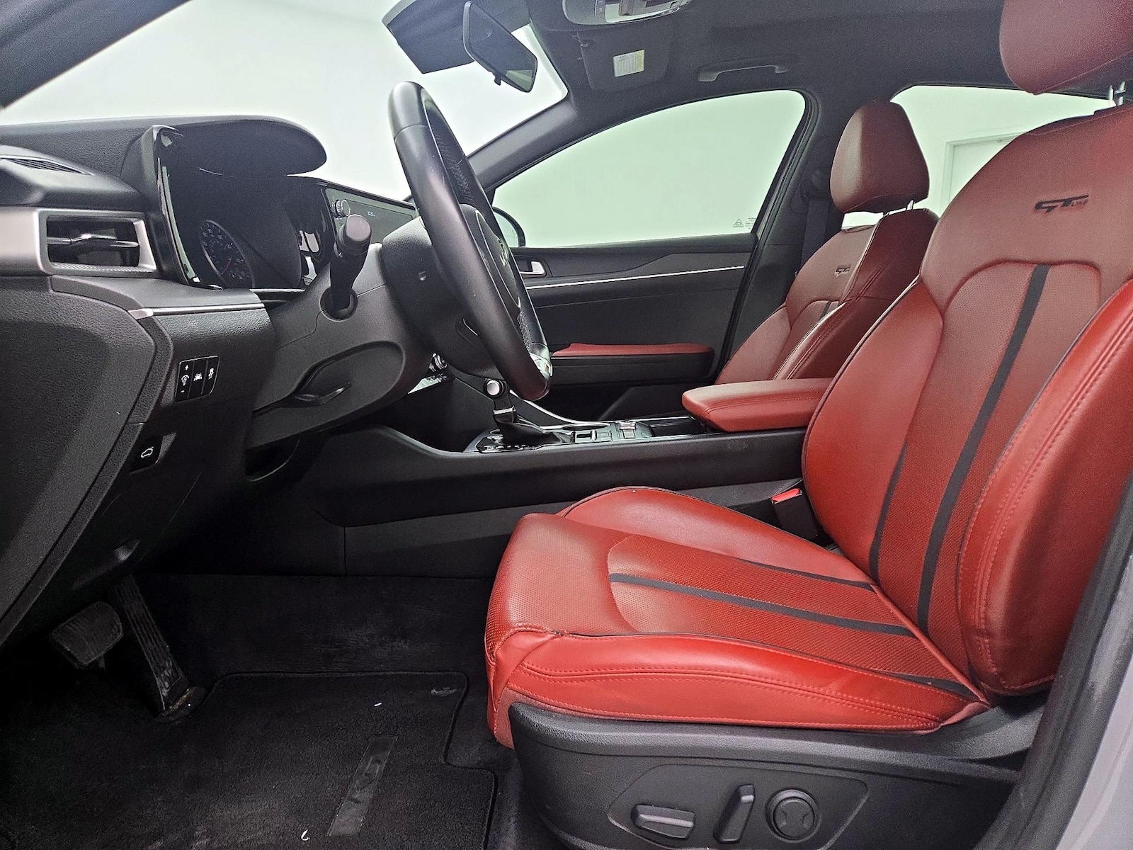 2022 Kia K5 GT-Line - Photo 12