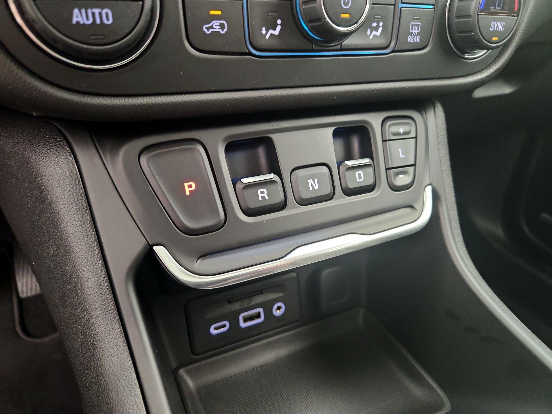 Thumbnail: 2020 GMC Terrain - 18