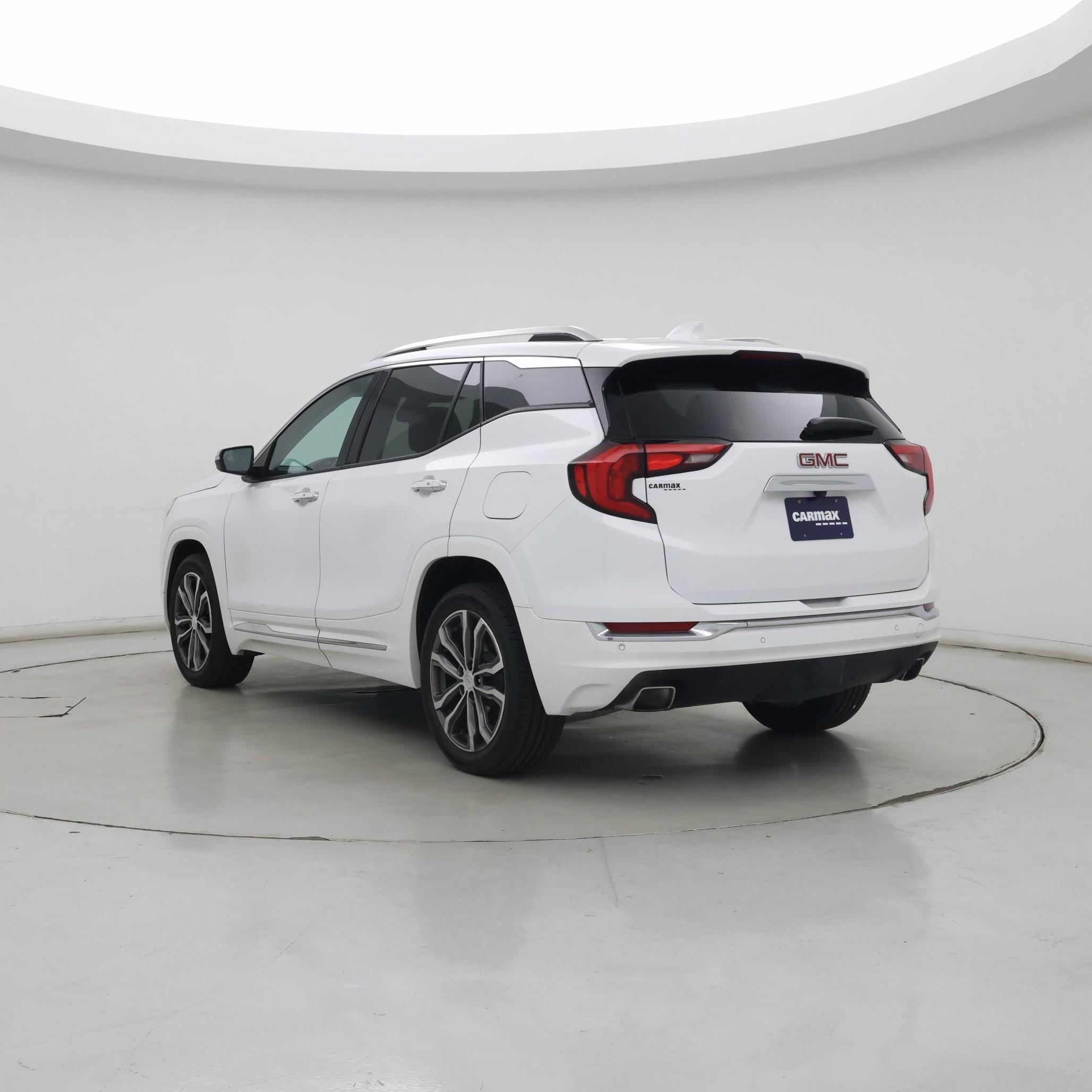 Thumbnail: 2020 GMC Terrain - 2