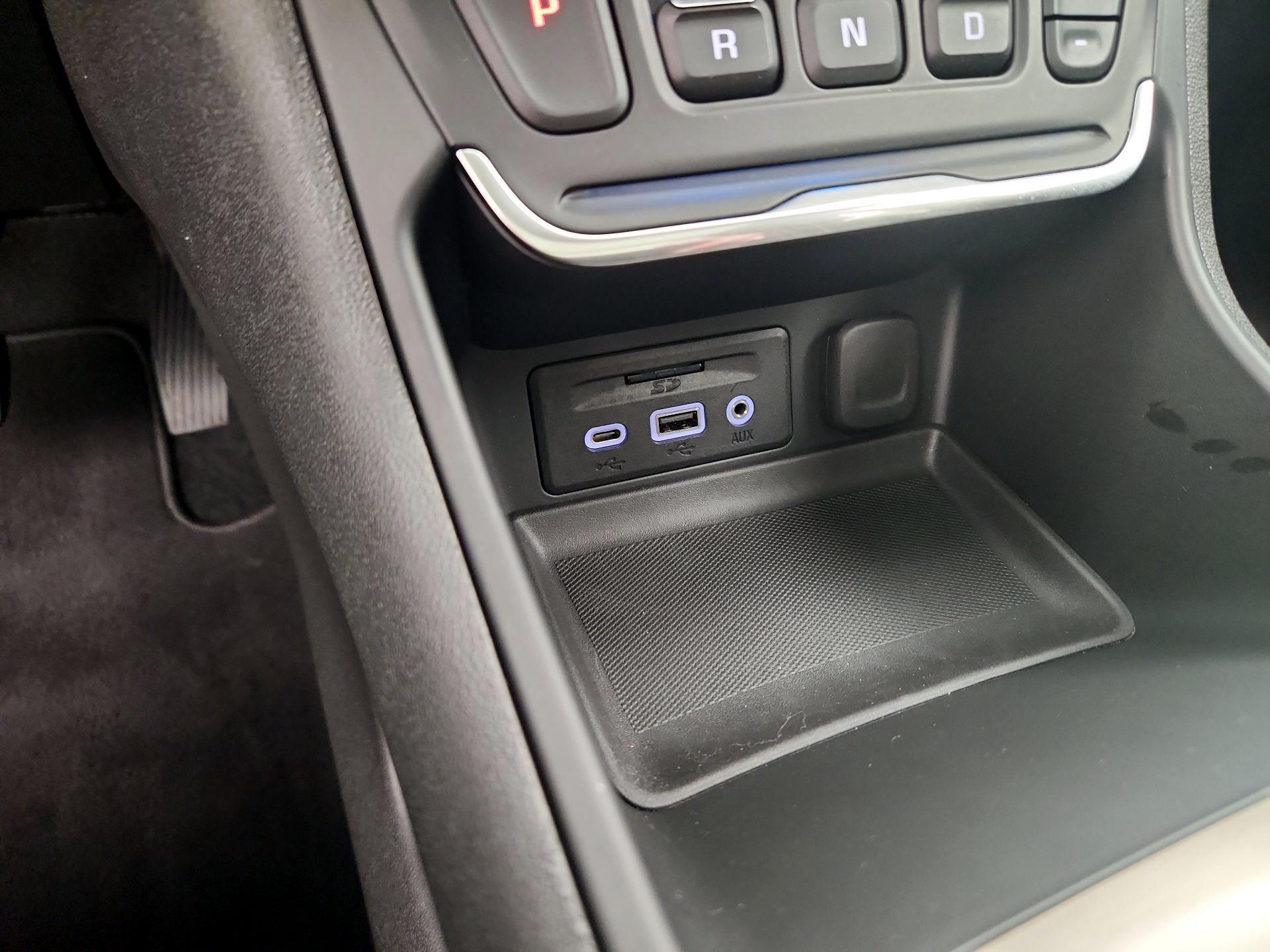 Thumbnail: 2020 GMC Terrain - 19