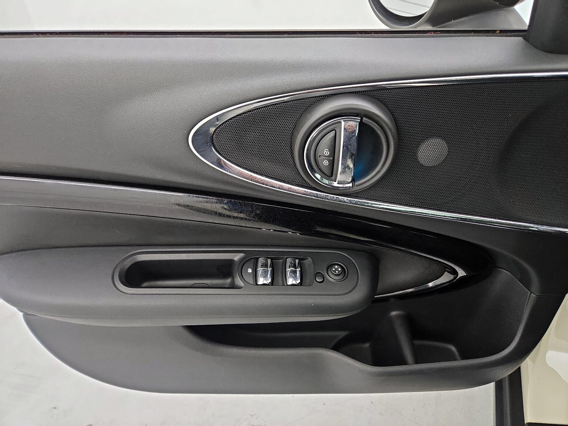 Thumbnail: 2020 MINI Cooper Clubman - 12