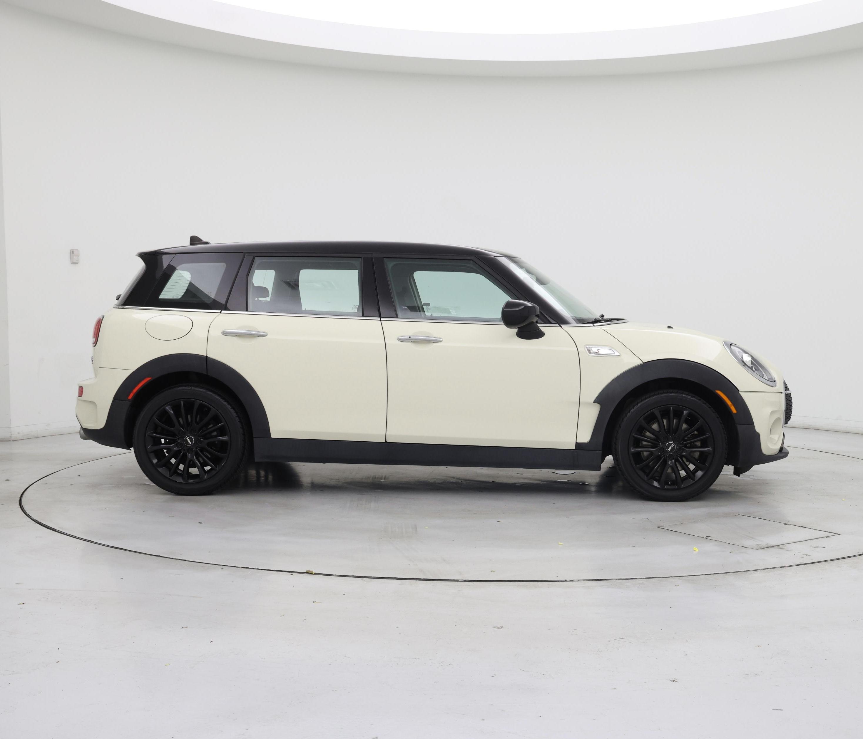 Thumbnail: 2020 MINI Cooper Clubman - 7