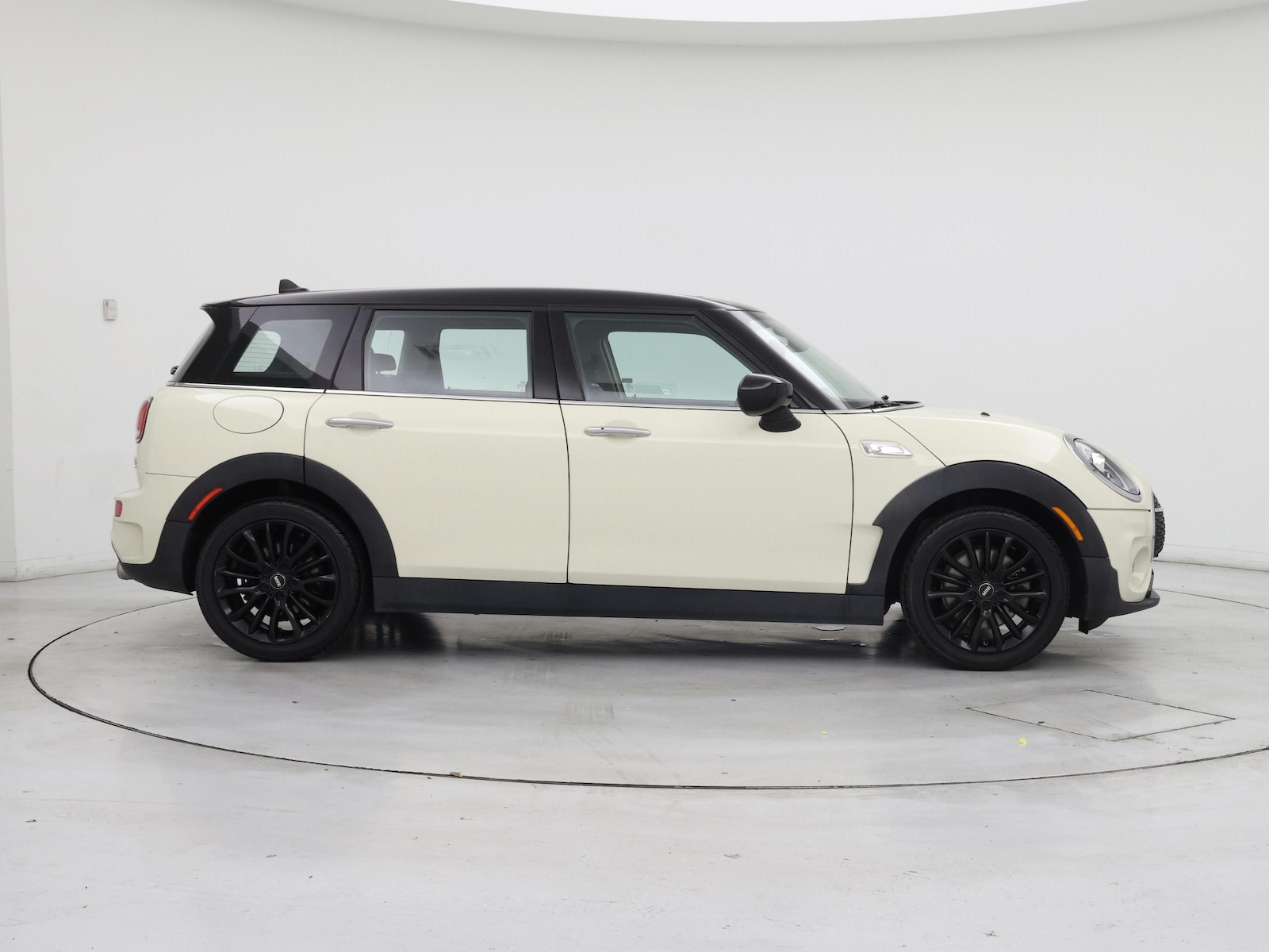 2020 MINI Clubman S - Photo 8