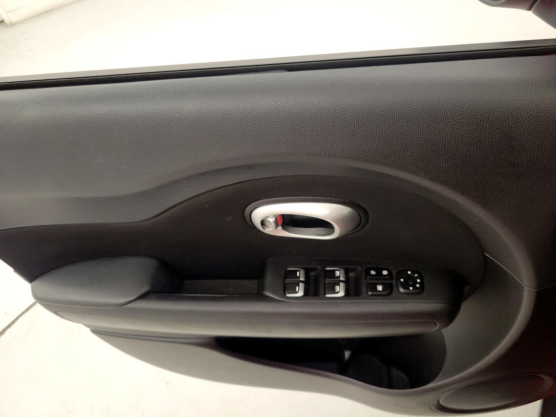 Thumbnail: 2019 Kia Soul - 12
