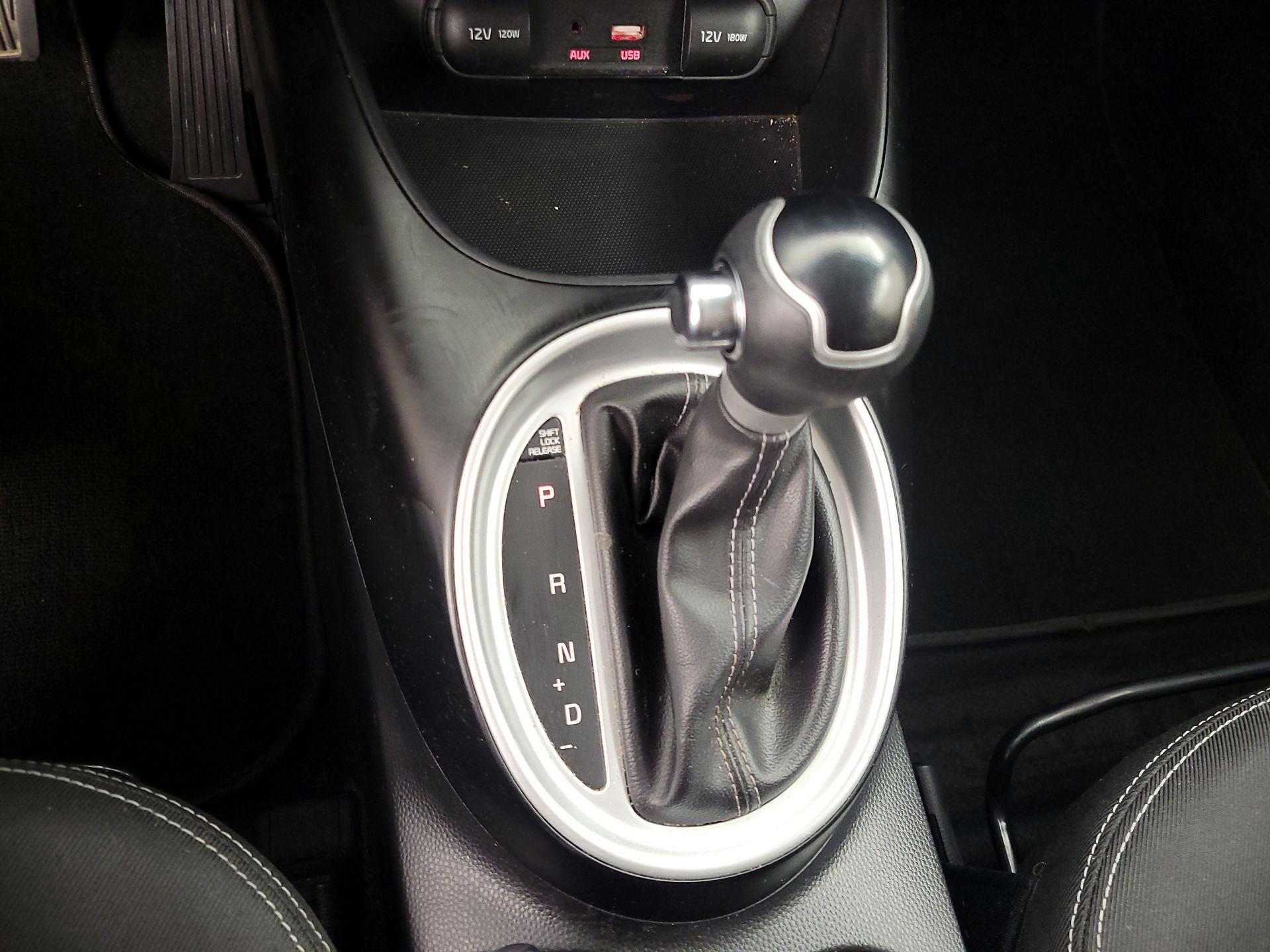 Thumbnail: 2019 Kia Soul - 17