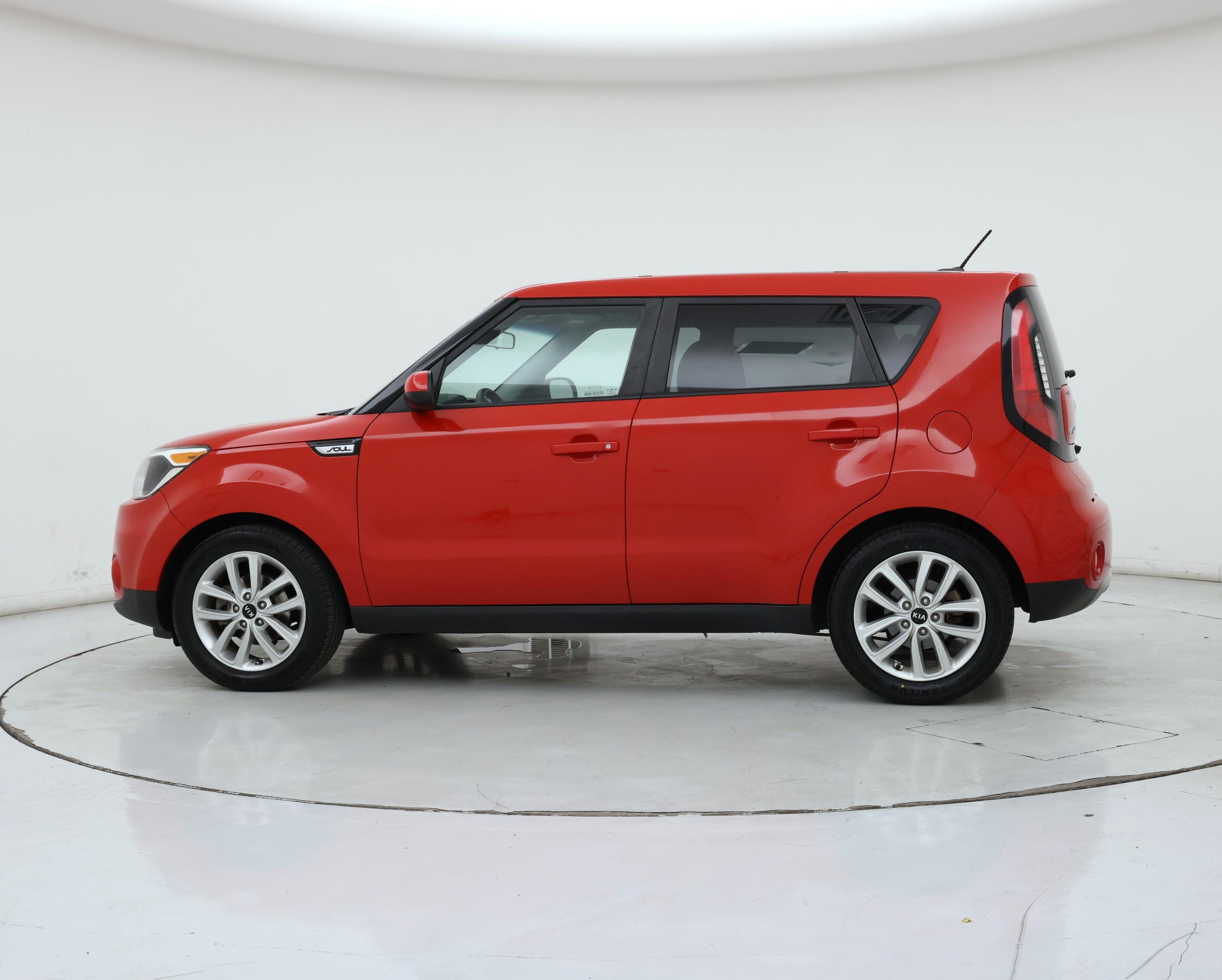 Thumbnail: 2019 Kia Soul - 3