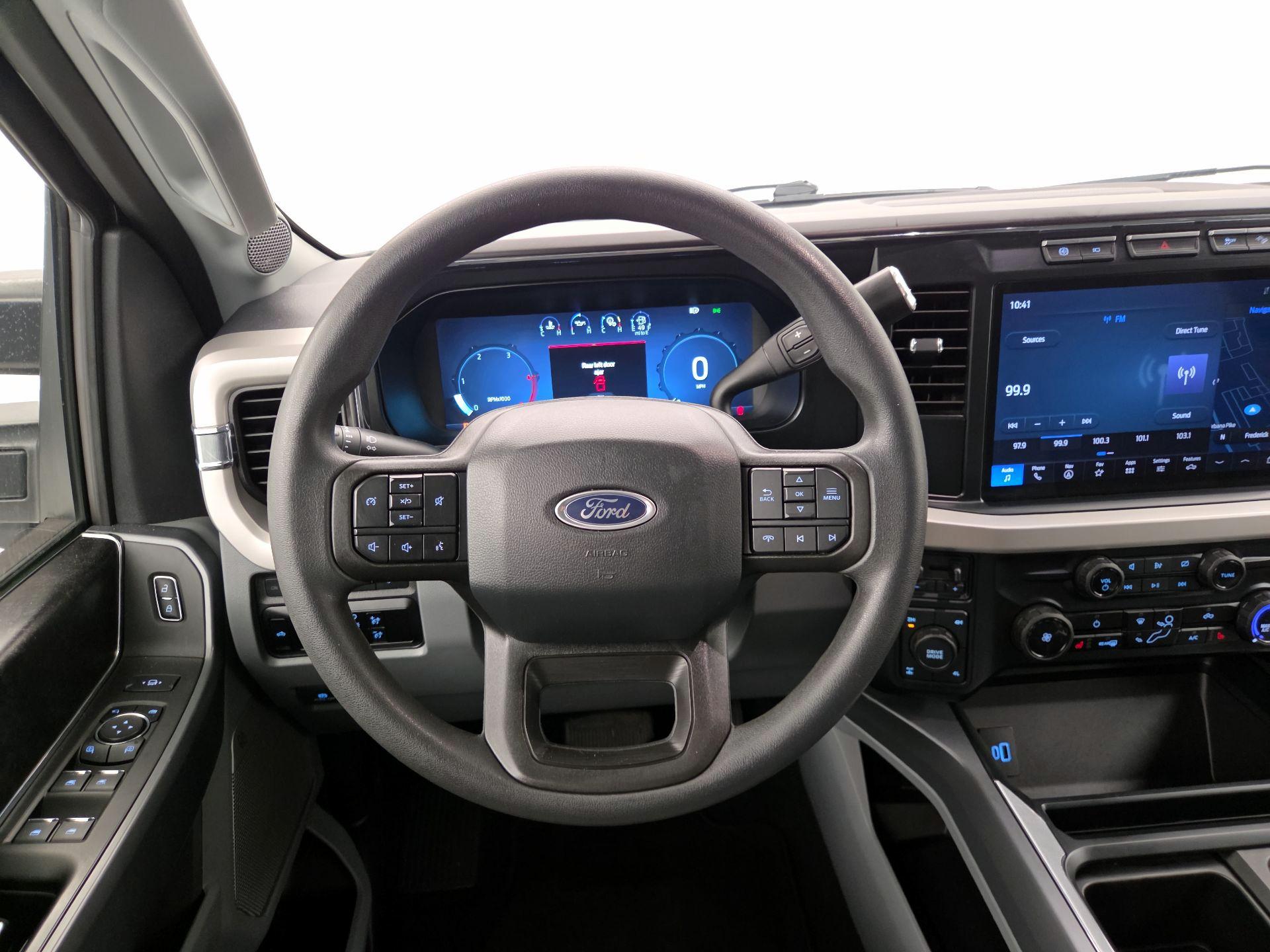 Thumbnail: 2023 Ford F-250 - 10