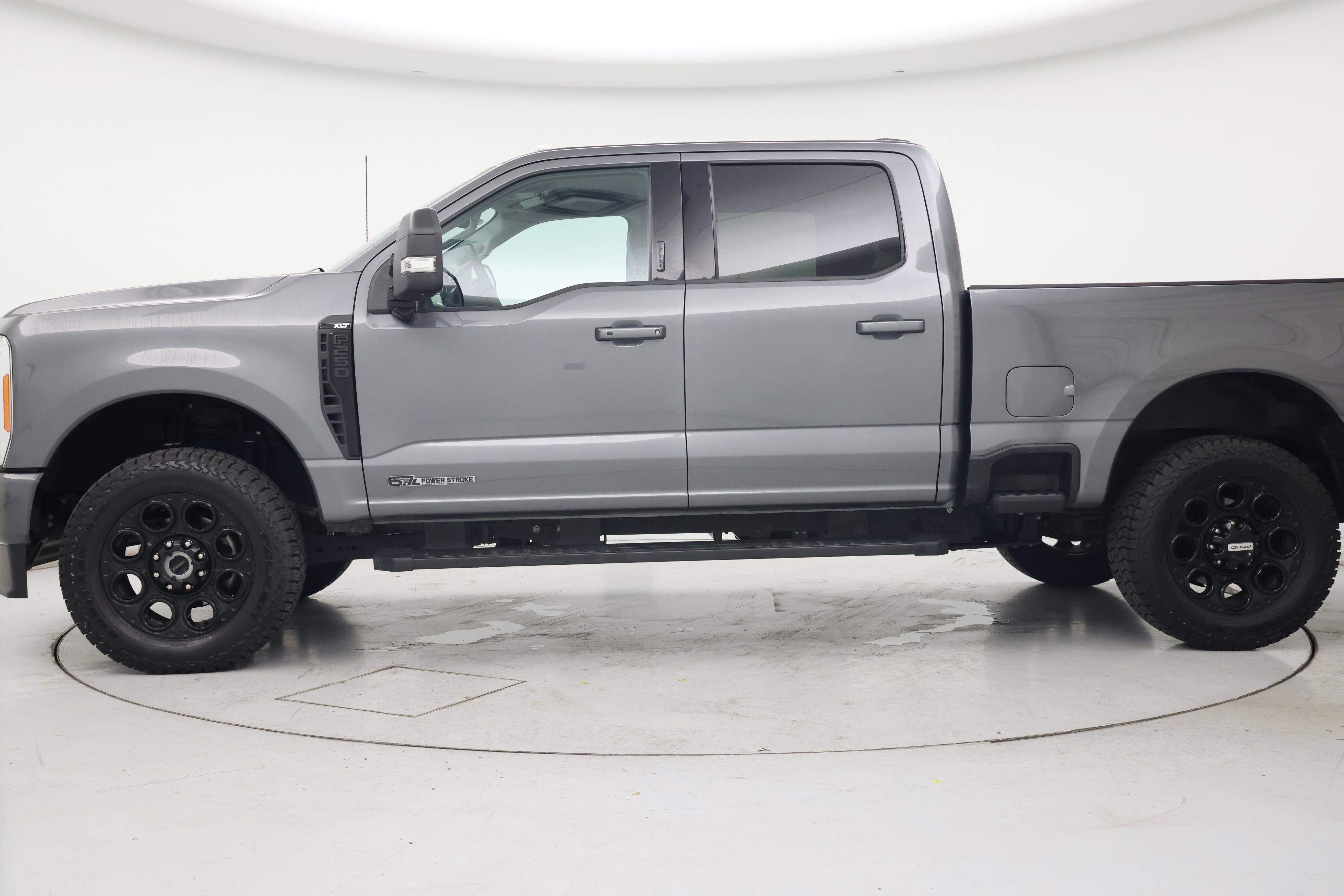 Thumbnail: 2023 Ford F-250 - 3