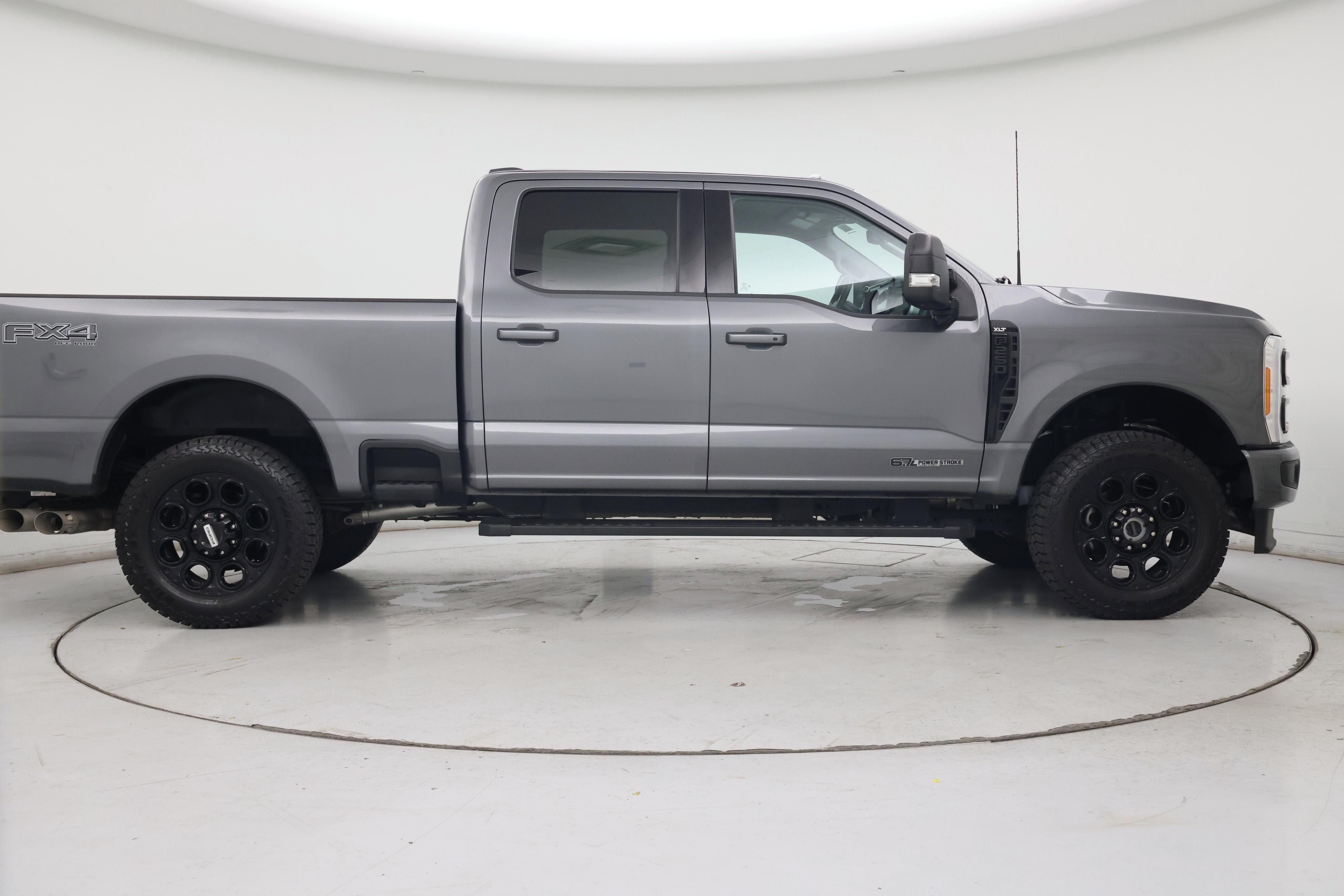 Thumbnail: 2023 Ford F-250 - 7