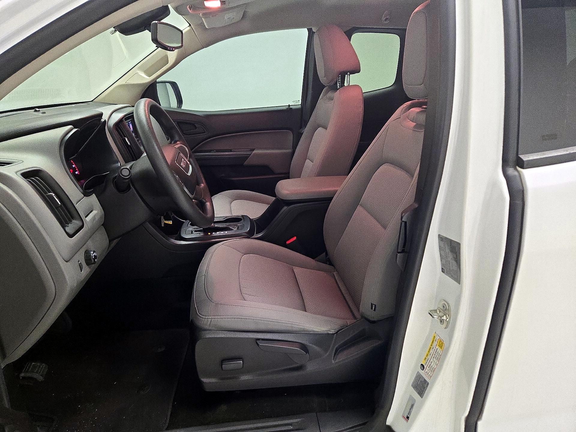 Thumbnail: 2016 GMC Canyon - 11