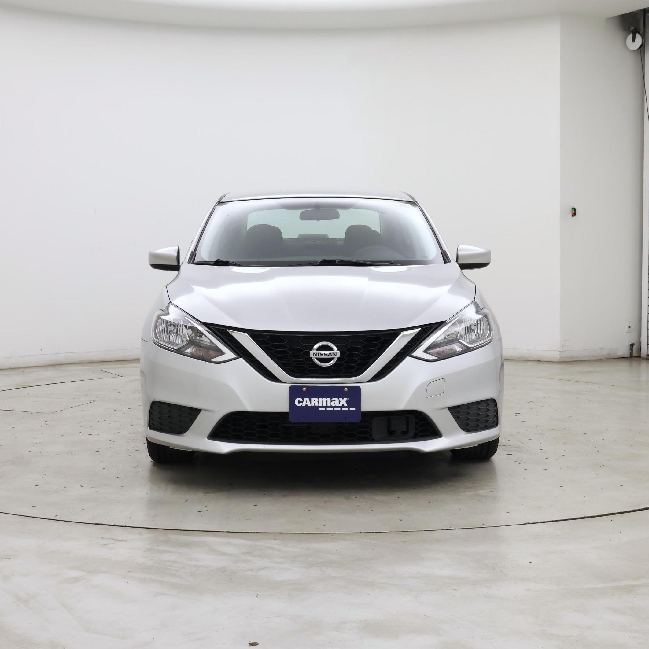 Thumbnail: 2019 Nissan Sentra - 5