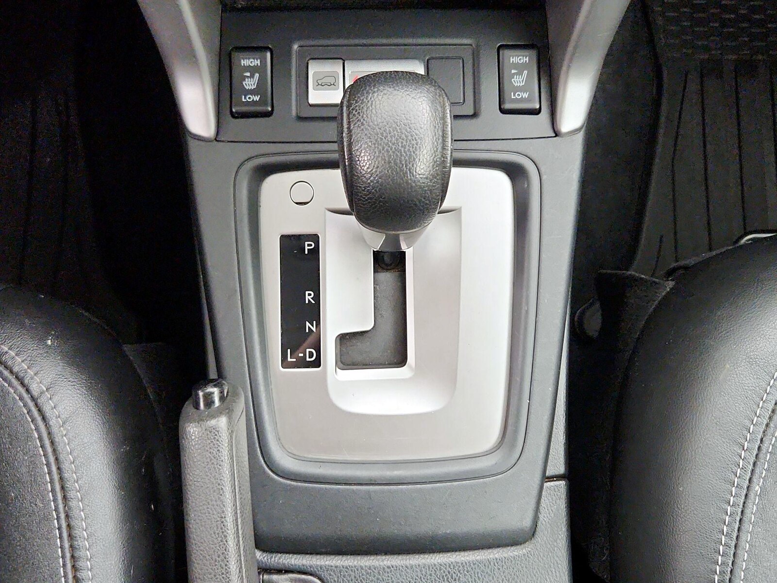 2015 Subaru Forester i Limited - Photo 18
