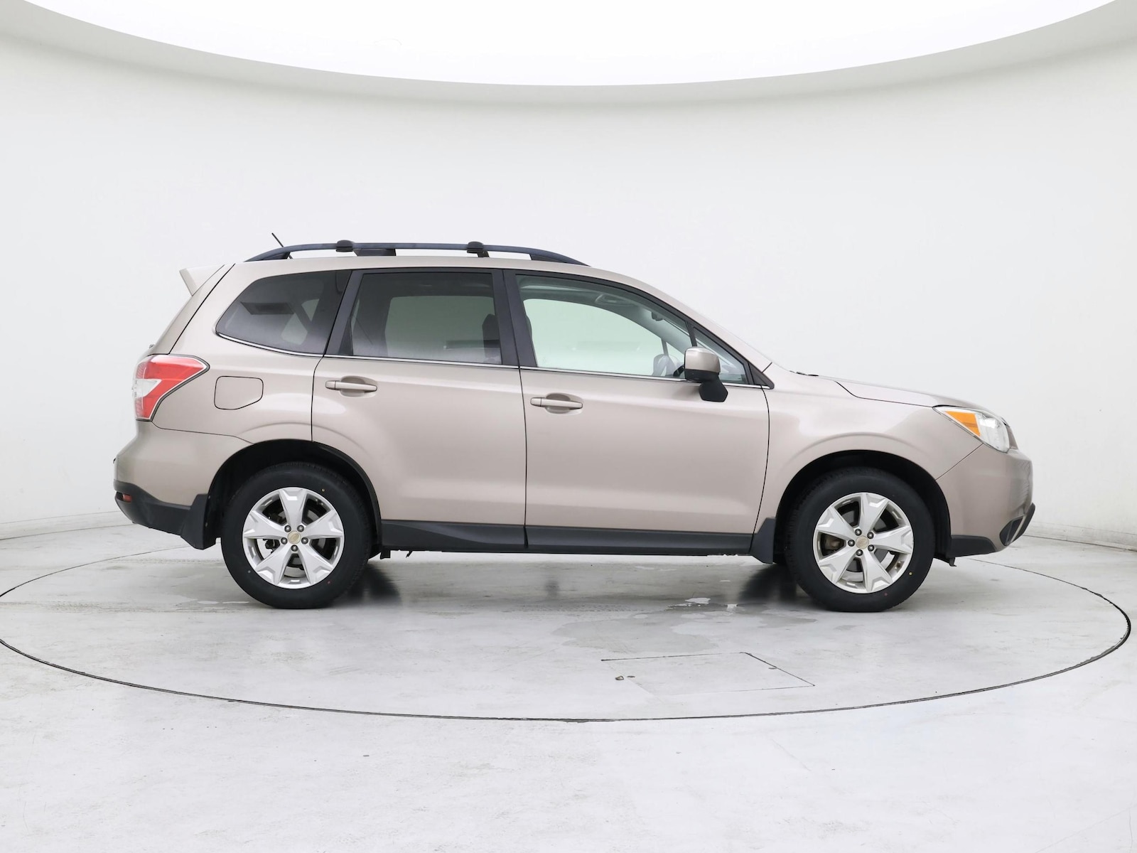 2015 Subaru Forester i Limited - Photo 8
