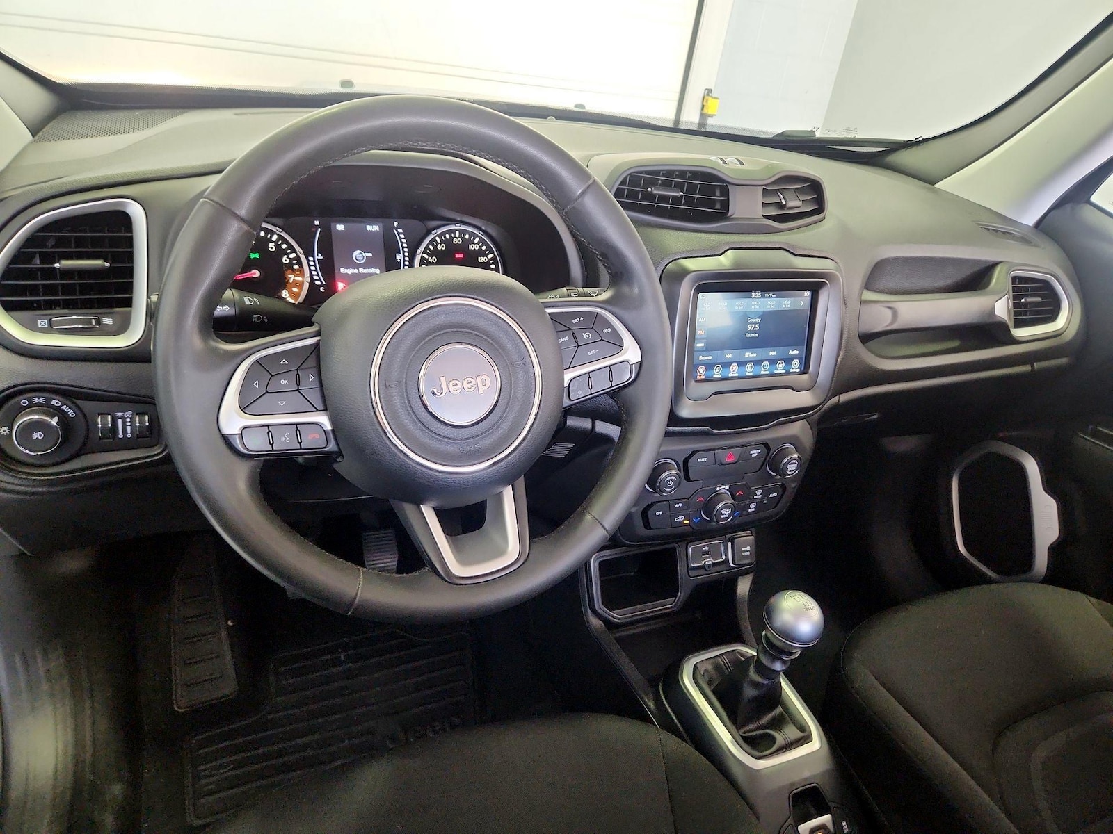 2018 Jeep Renegade Latitude - Photo 10