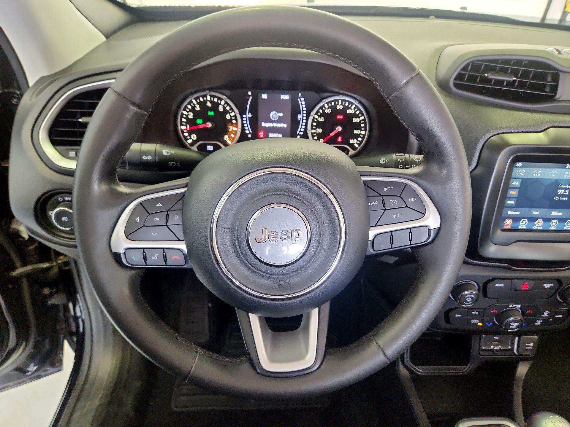 Thumbnail: 2018 Jeep Renegade - 10