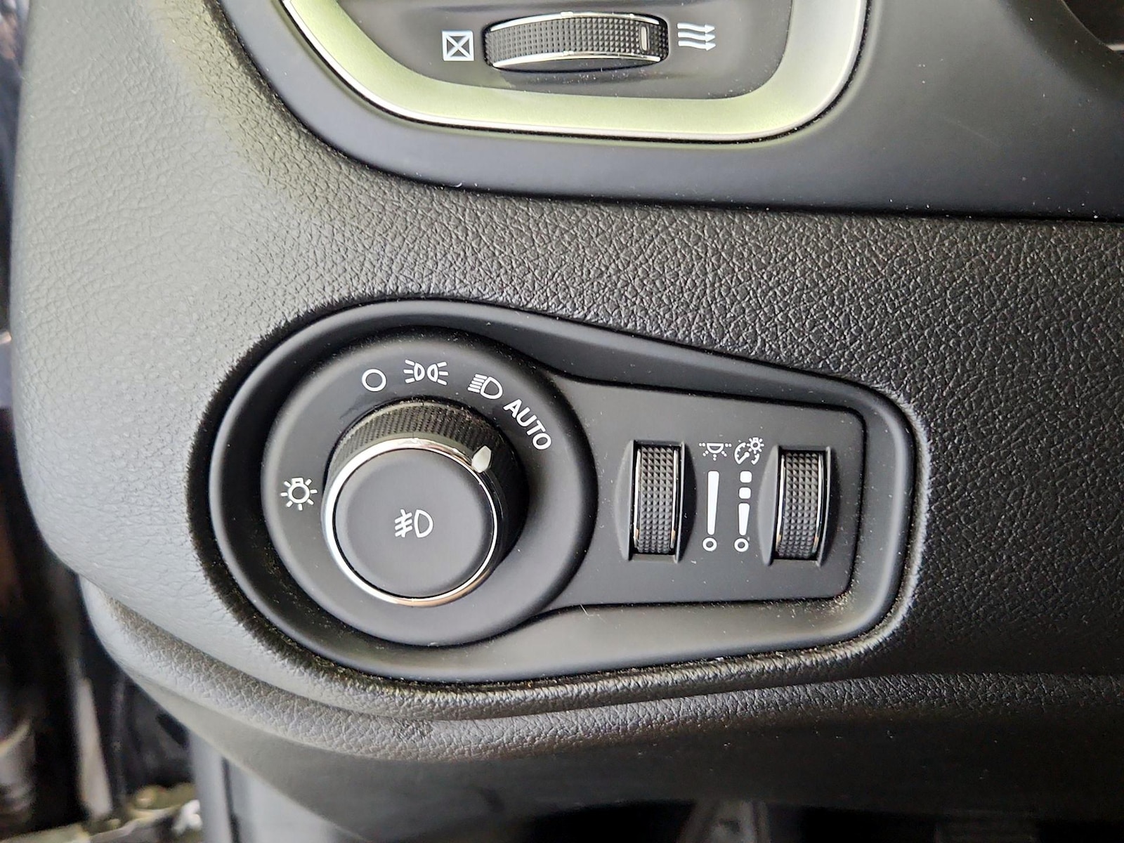 2018 Jeep Renegade Latitude - Photo 14