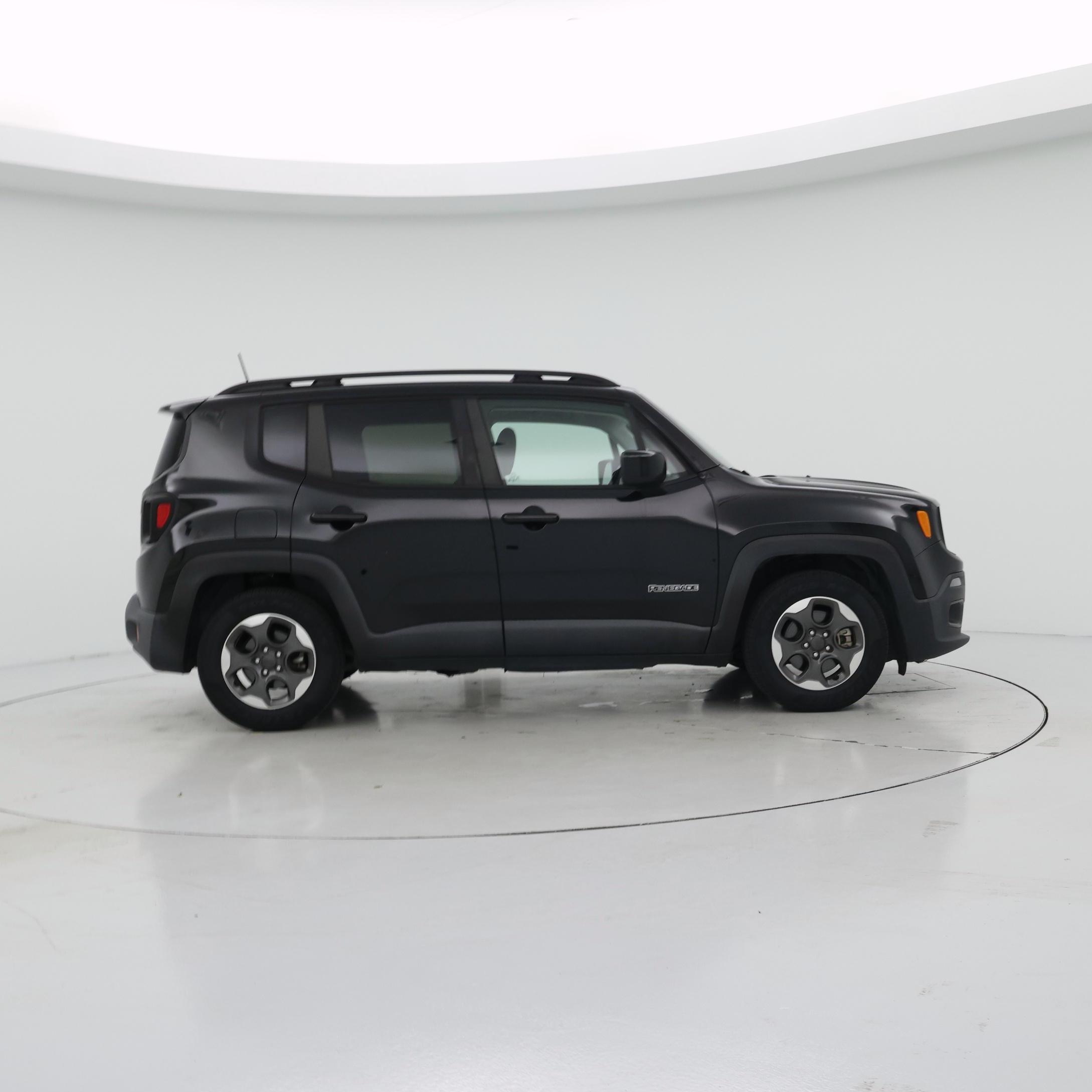 Thumbnail: 2018 Jeep Renegade - 7