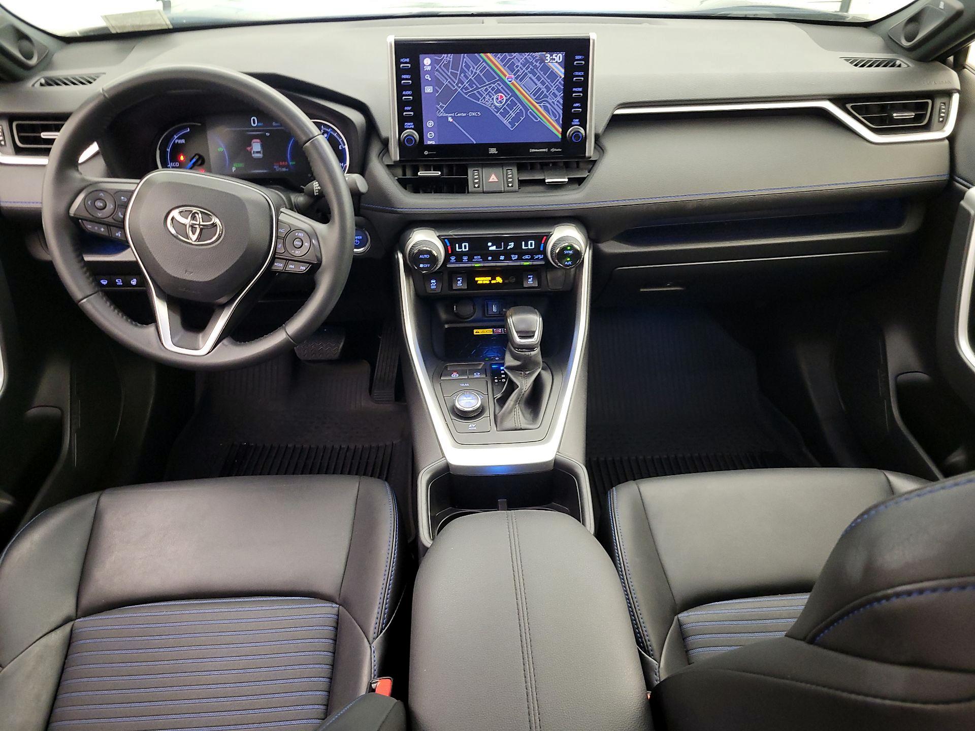 Thumbnail: 2022 Toyota RAV4 - 9