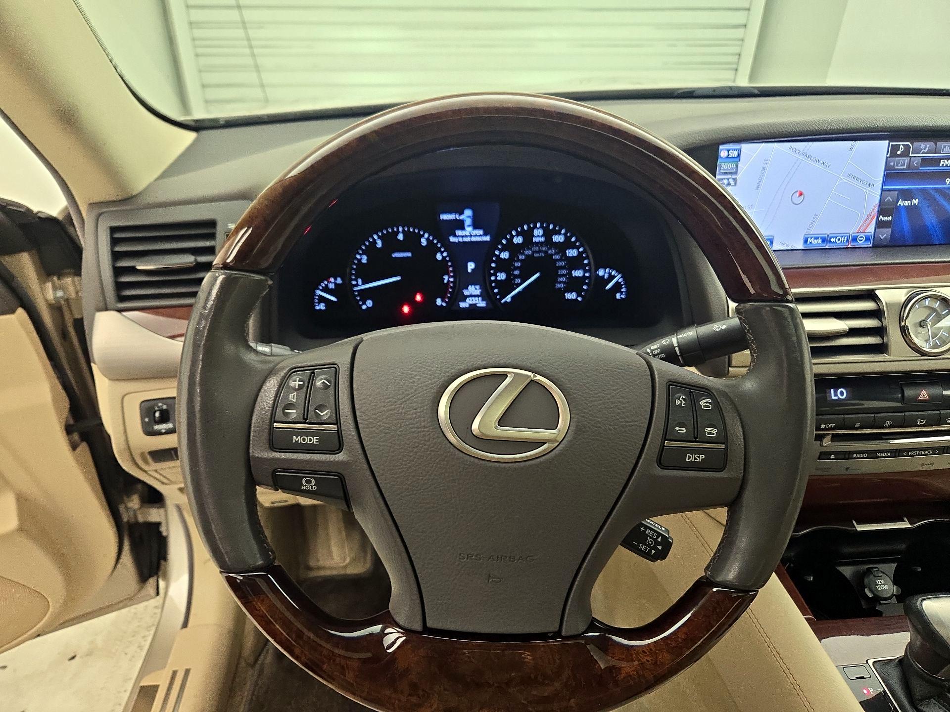 Thumbnail: 2014 Lexus LS - 10