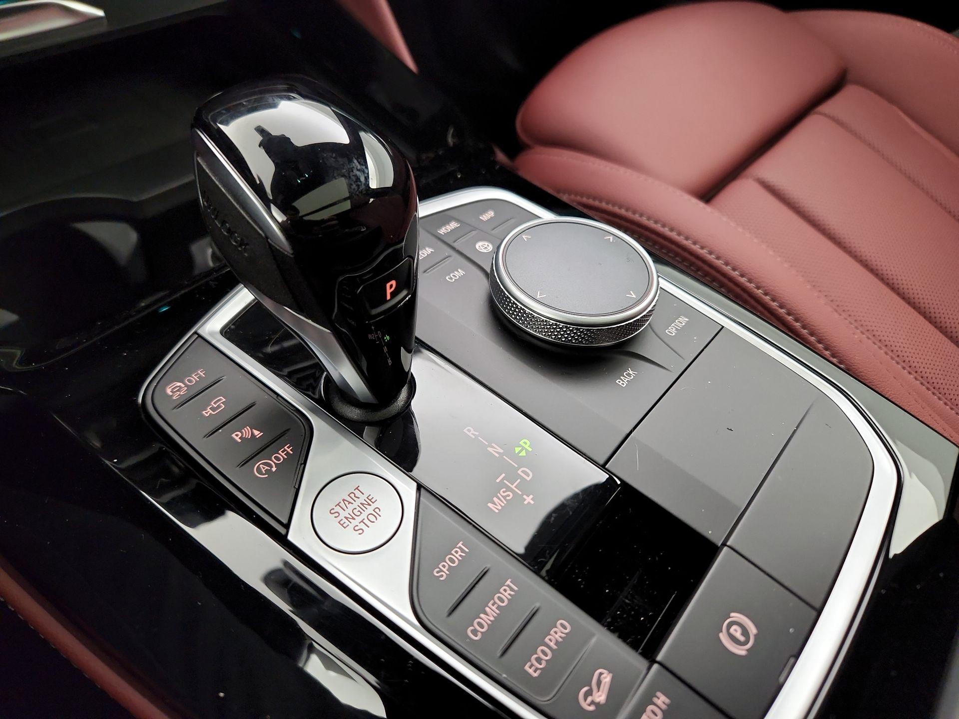 Thumbnail: 2024 BMW X4 - 18
