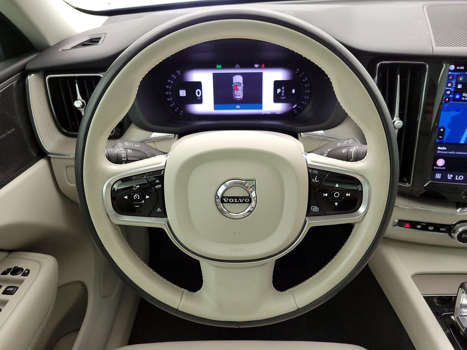 Thumbnail: 2023 Volvo XC60 - 10