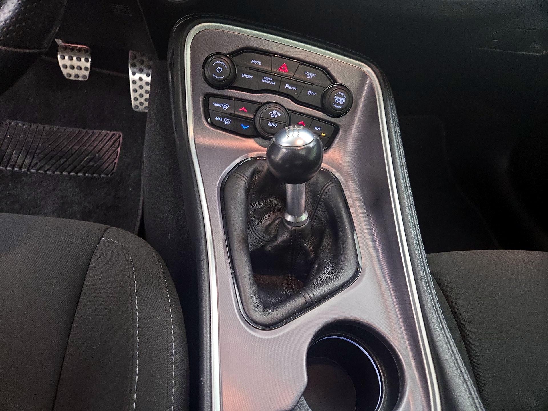 Thumbnail: 2021 Dodge Challenger - 18