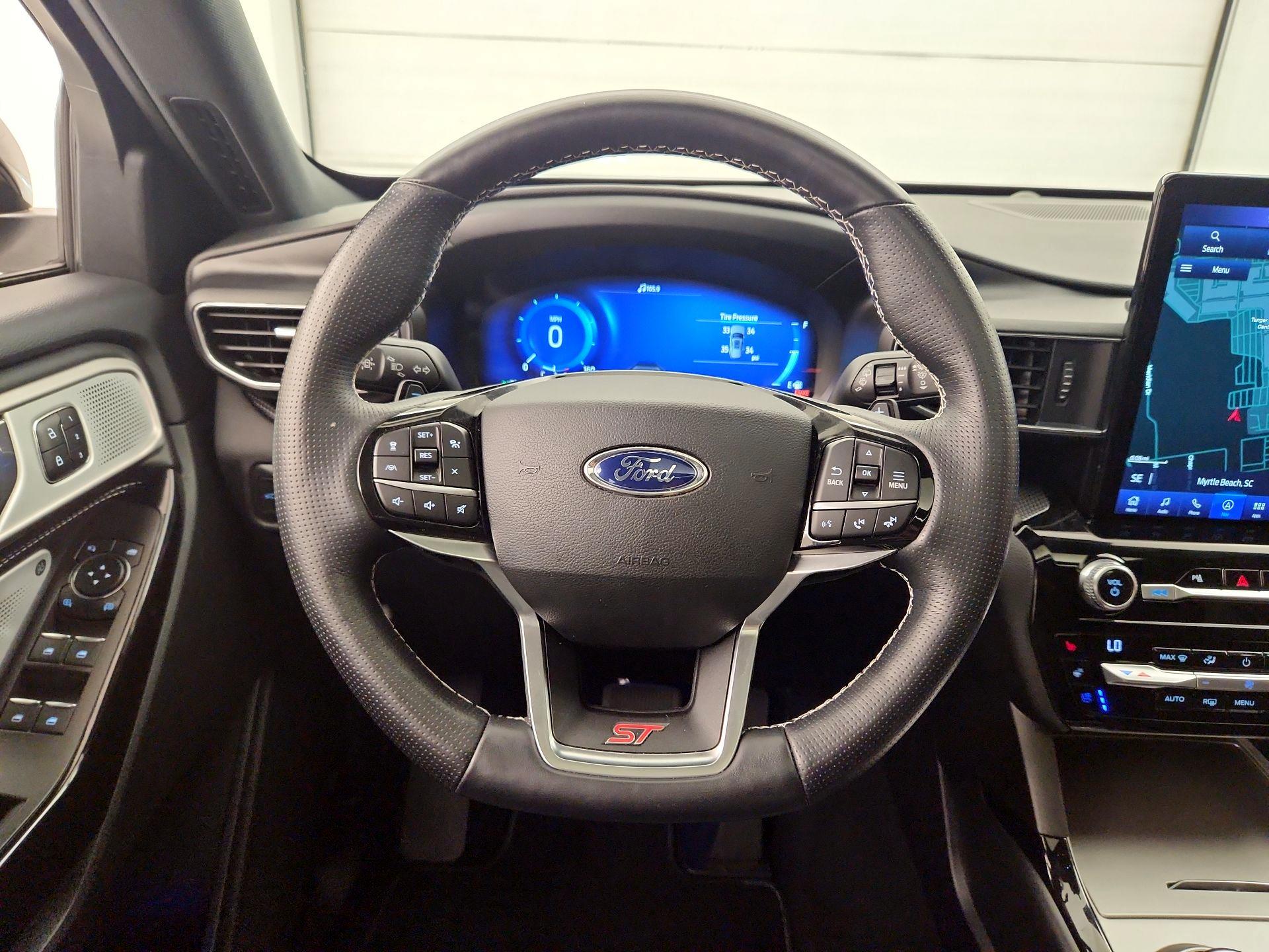 Thumbnail: 2021 Ford Explorer - 10