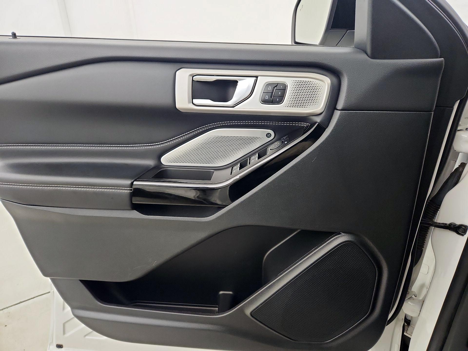 Thumbnail: 2021 Ford Explorer - 12