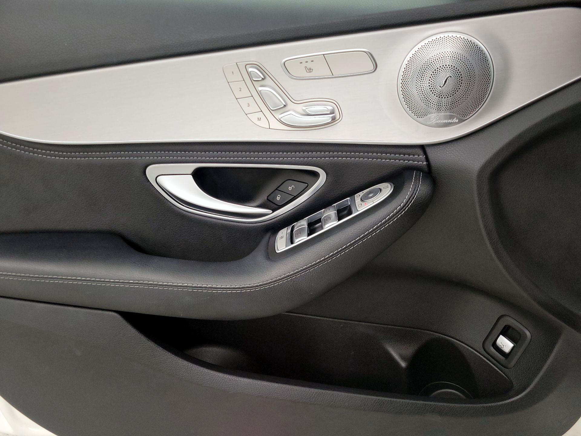 Thumbnail: 2015 Mercedes-Benz C-Class - 12