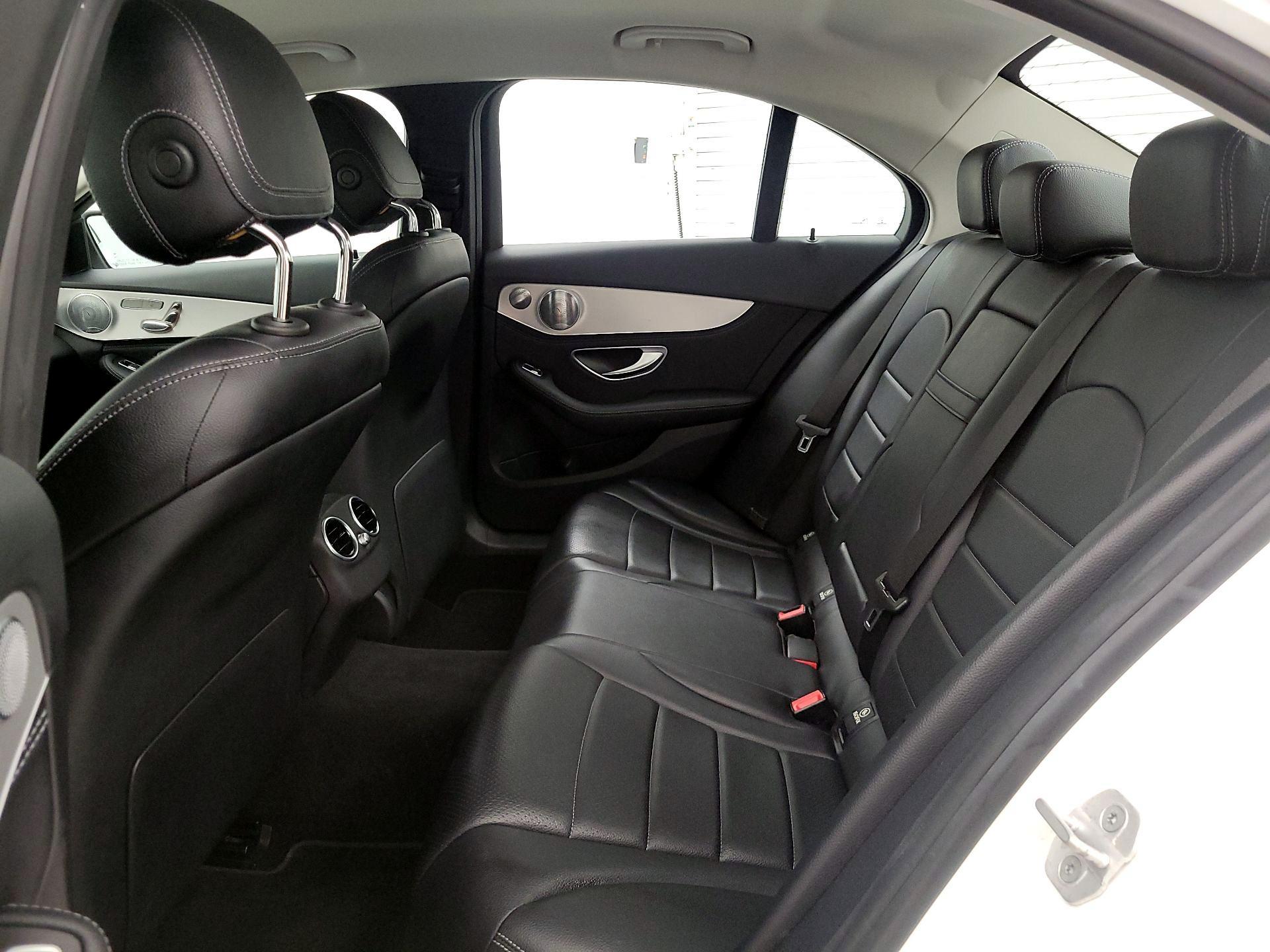 Thumbnail: 2015 Mercedes-Benz C-Class - 19