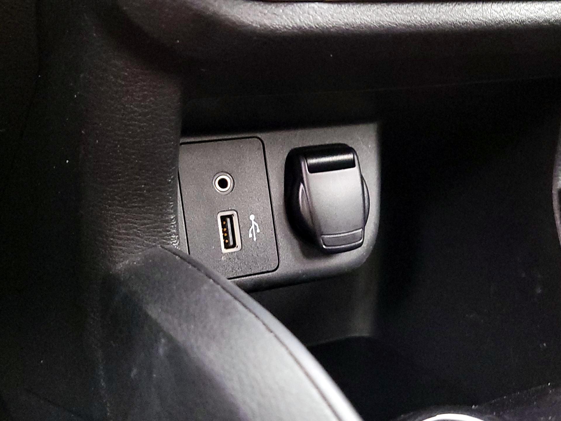 Thumbnail: 2020 Nissan Versa - 18