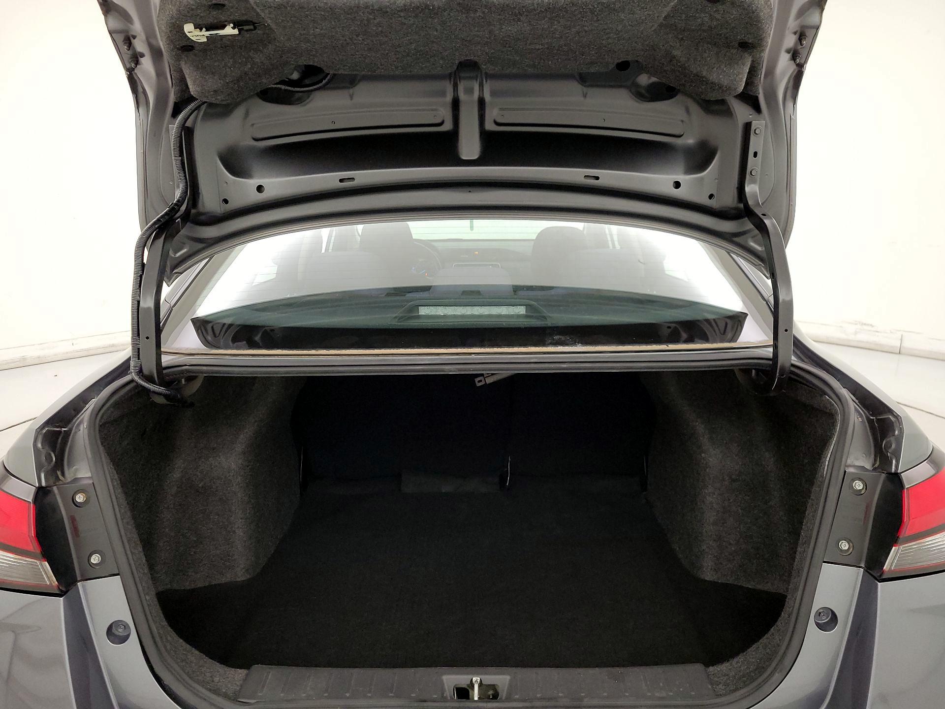 Thumbnail: 2020 Nissan Versa - 20