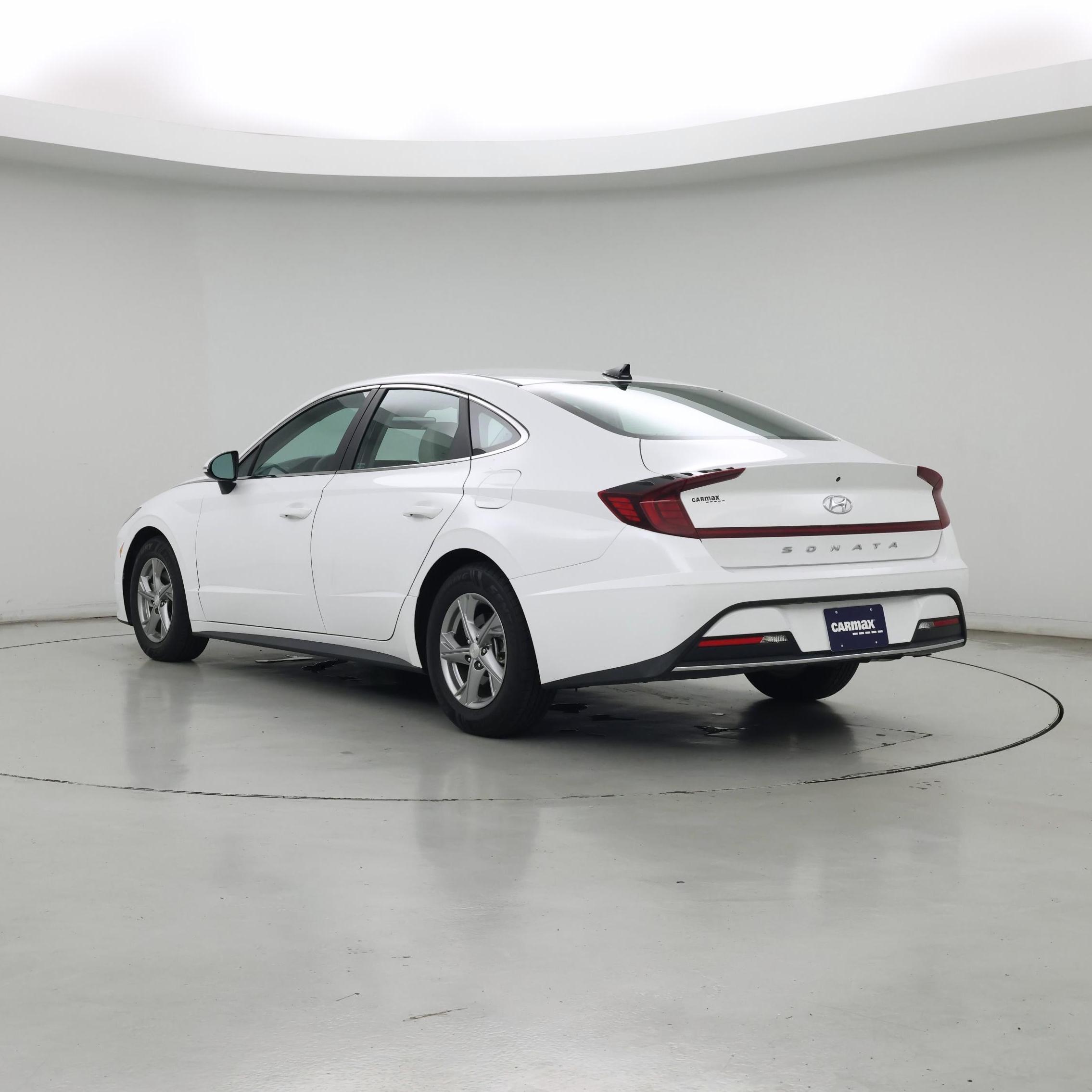 Thumbnail: 2023 Hyundai Sonata - 2