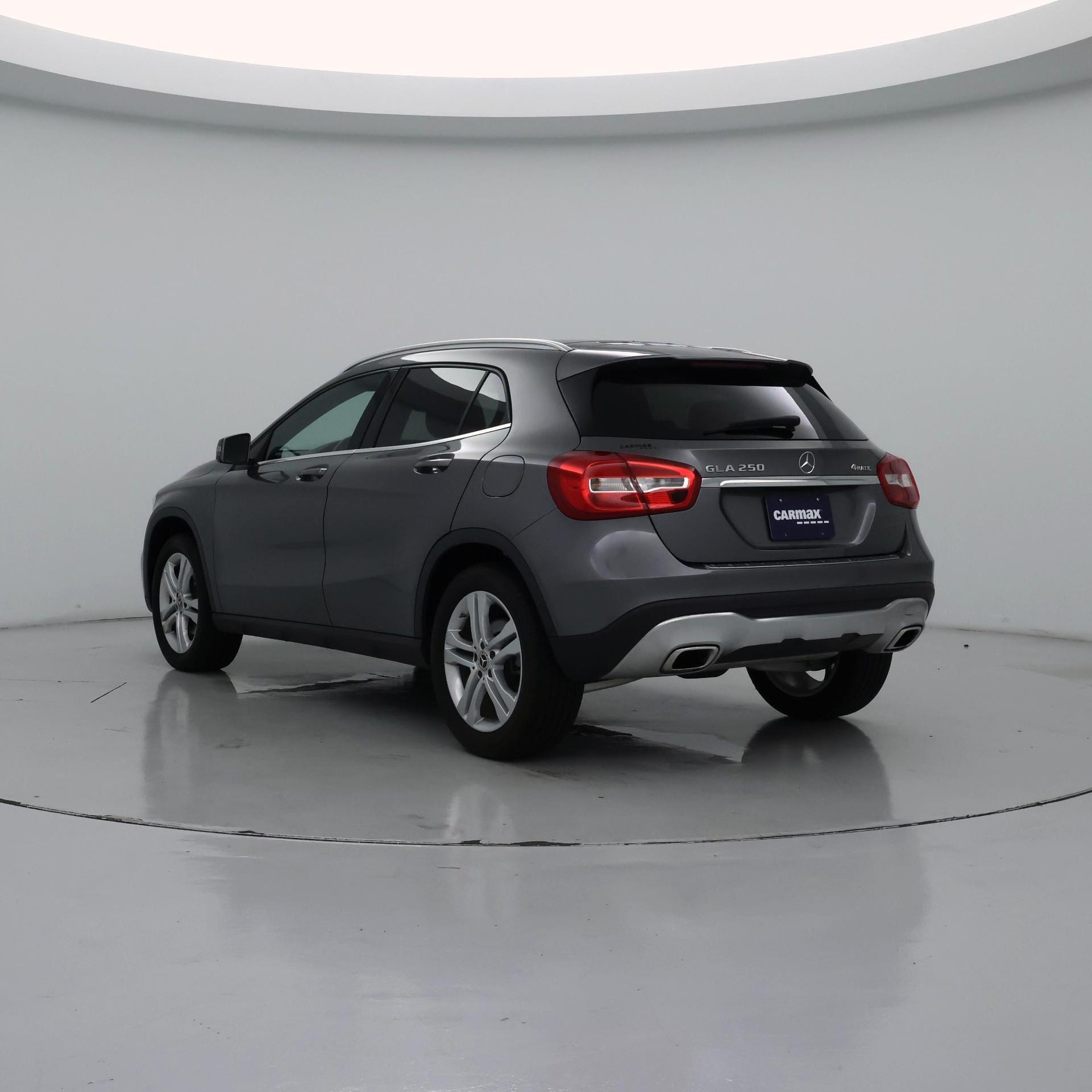 Thumbnail: 2019 Mercedes-Benz GLA - 2