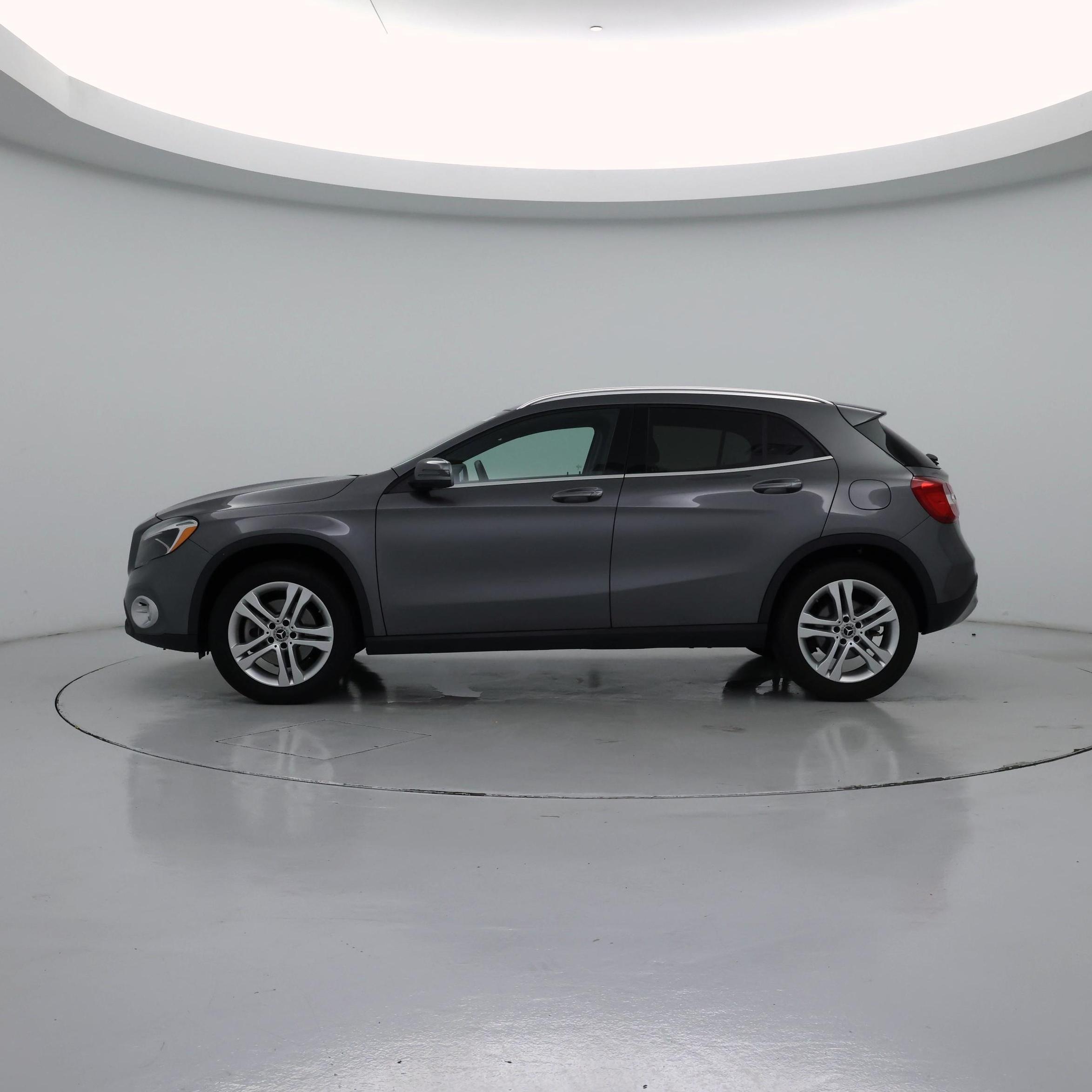 Thumbnail: 2019 Mercedes-Benz GLA - 3