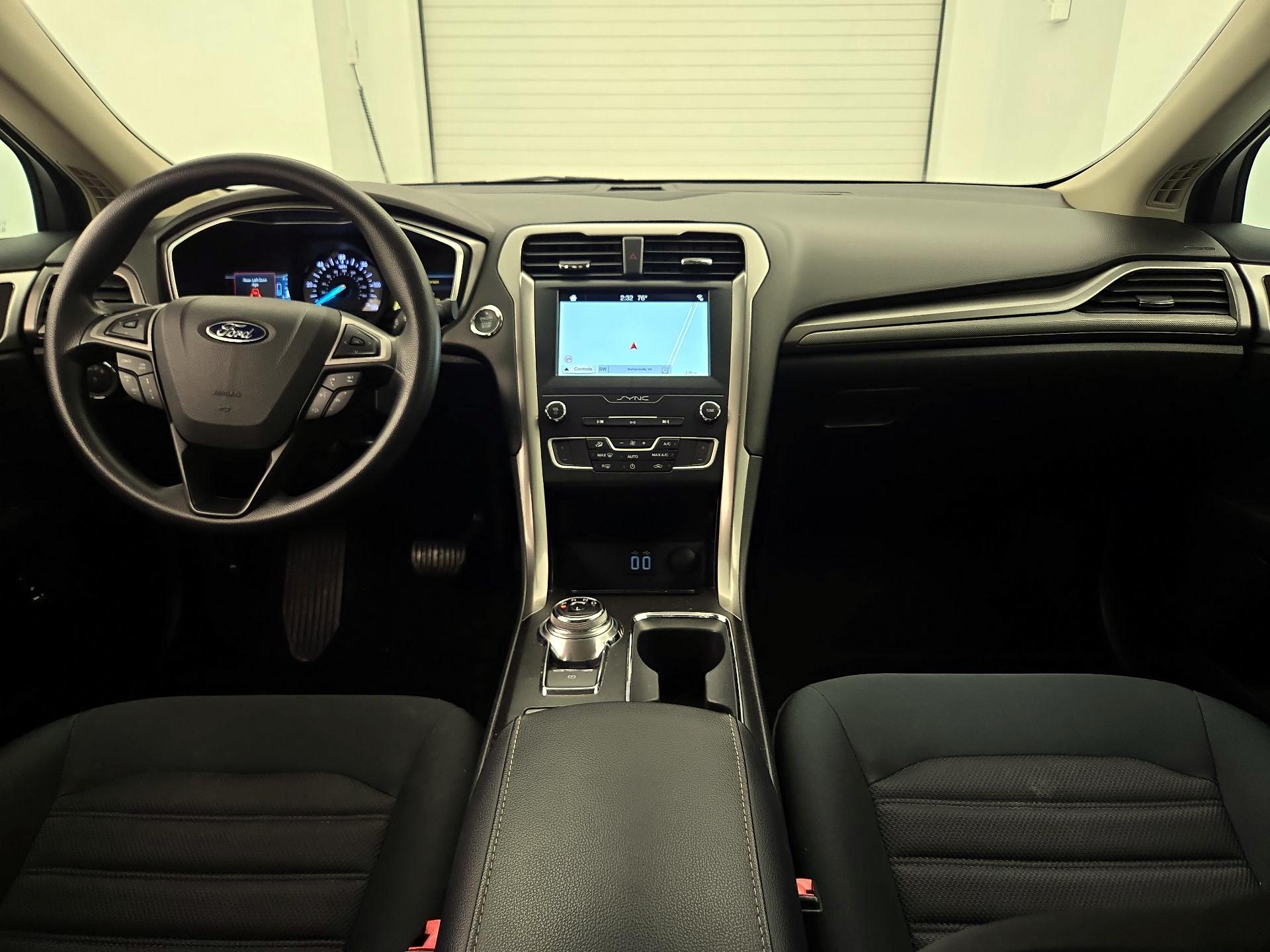 Thumbnail: 2019 Ford Fusion - 9