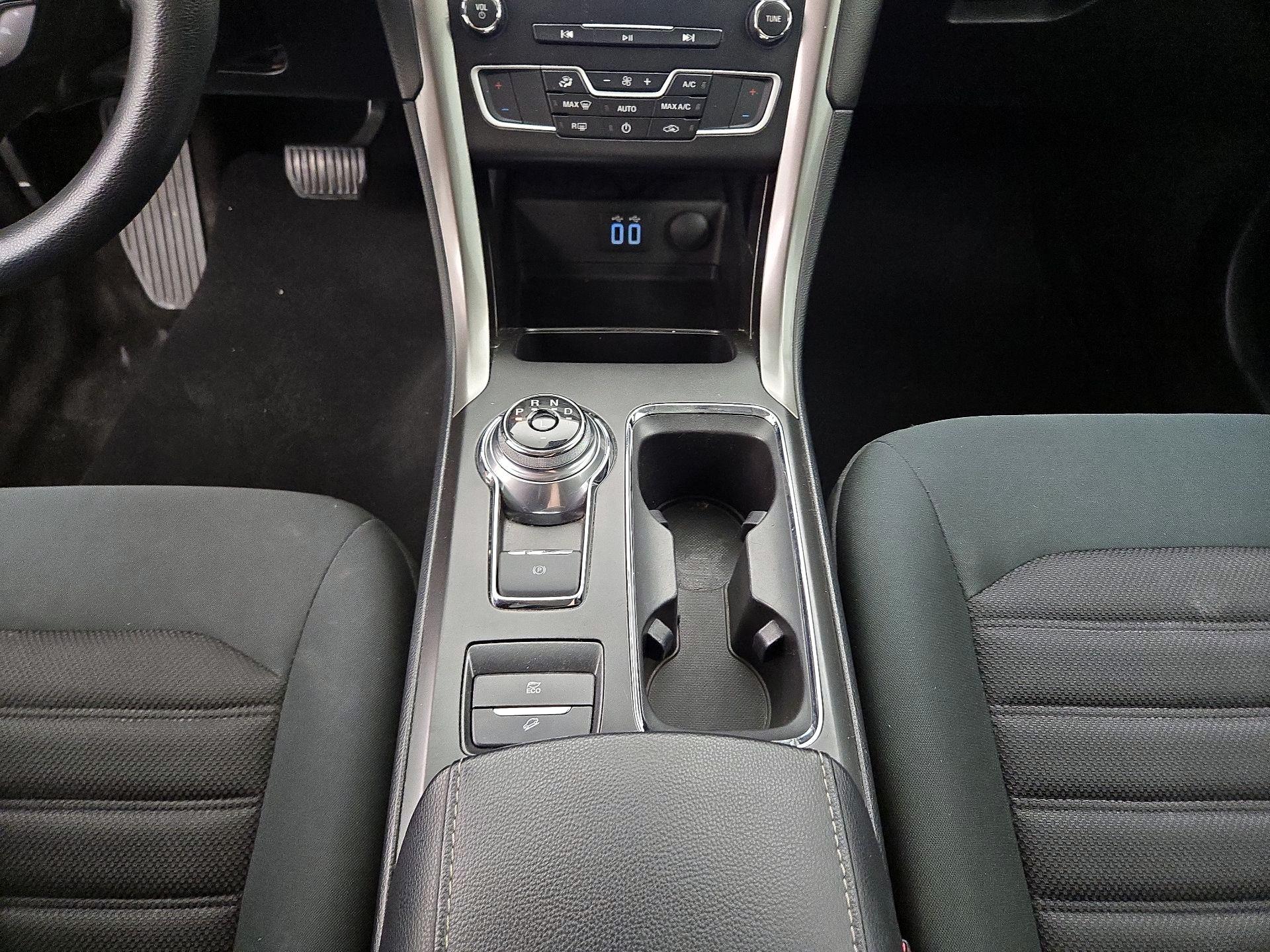 Thumbnail: 2019 Ford Fusion - 18