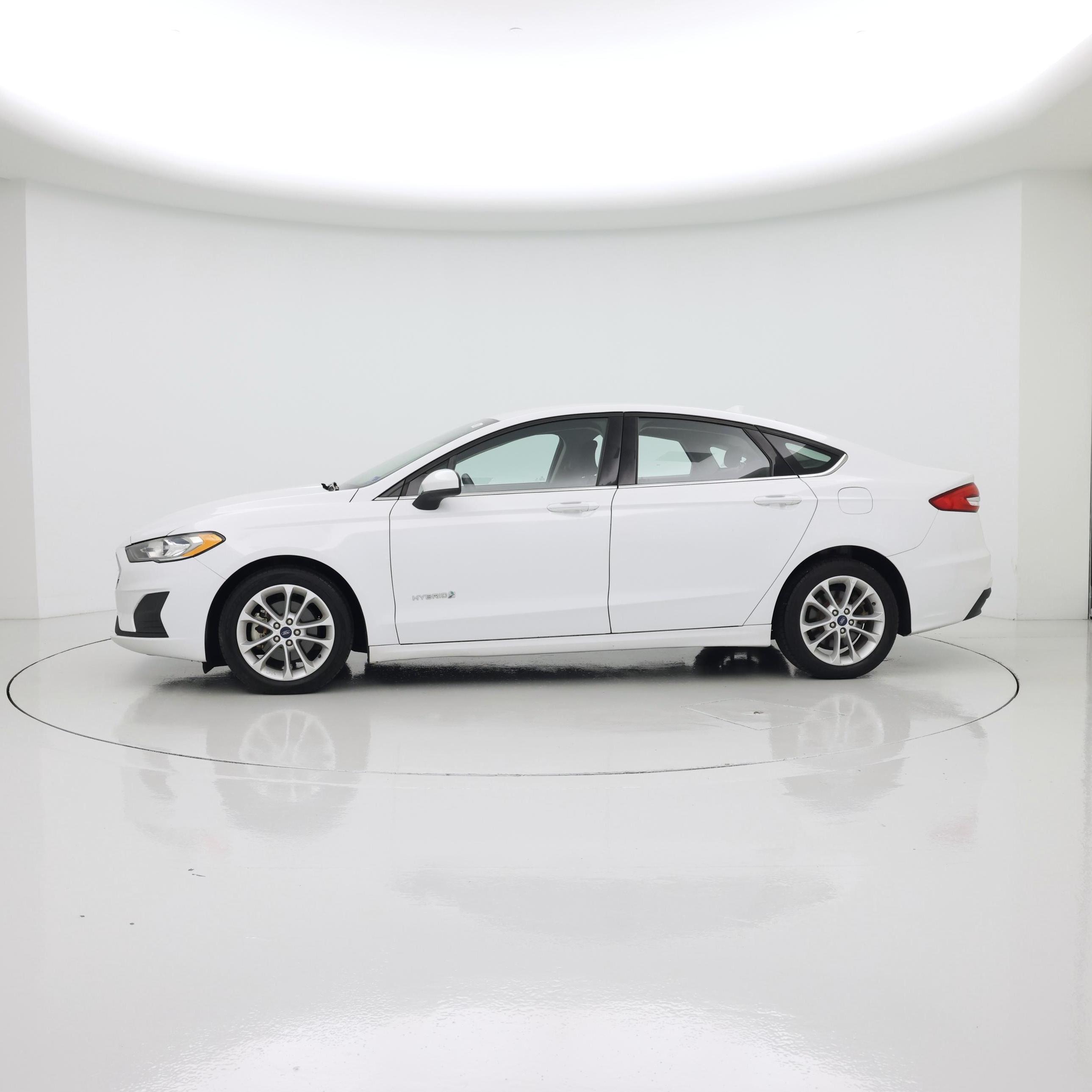 Thumbnail: 2019 Ford Fusion - 3